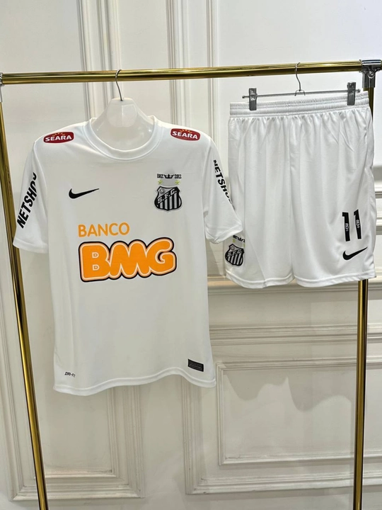 Futbol formasi Retro. Maktab uchun - 