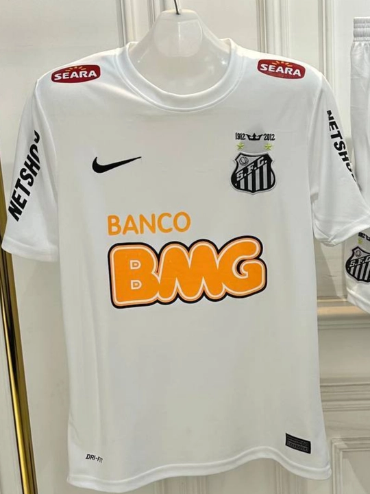 Futbol formasi Retro. Maktab uchun