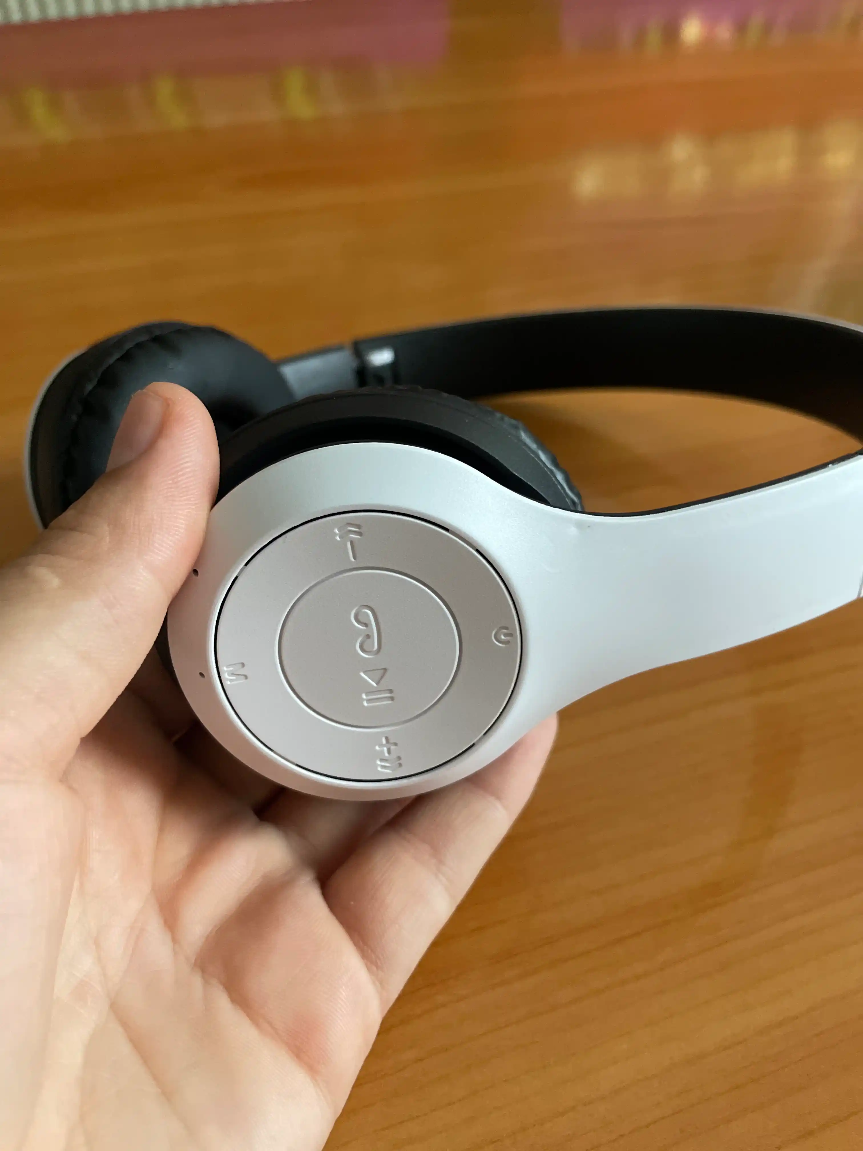 Simsiz quloqchinlar P47, Bluetooth 5.0, yig'iluvchan, mikrofon bilan, shovqinsiz