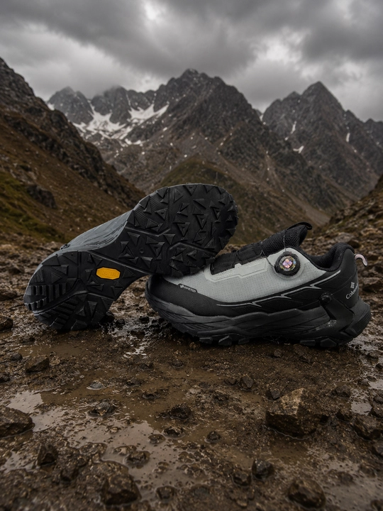 Gore-Tex va OutDry texnologiyalariga ega trekking krossovkalari Columbia