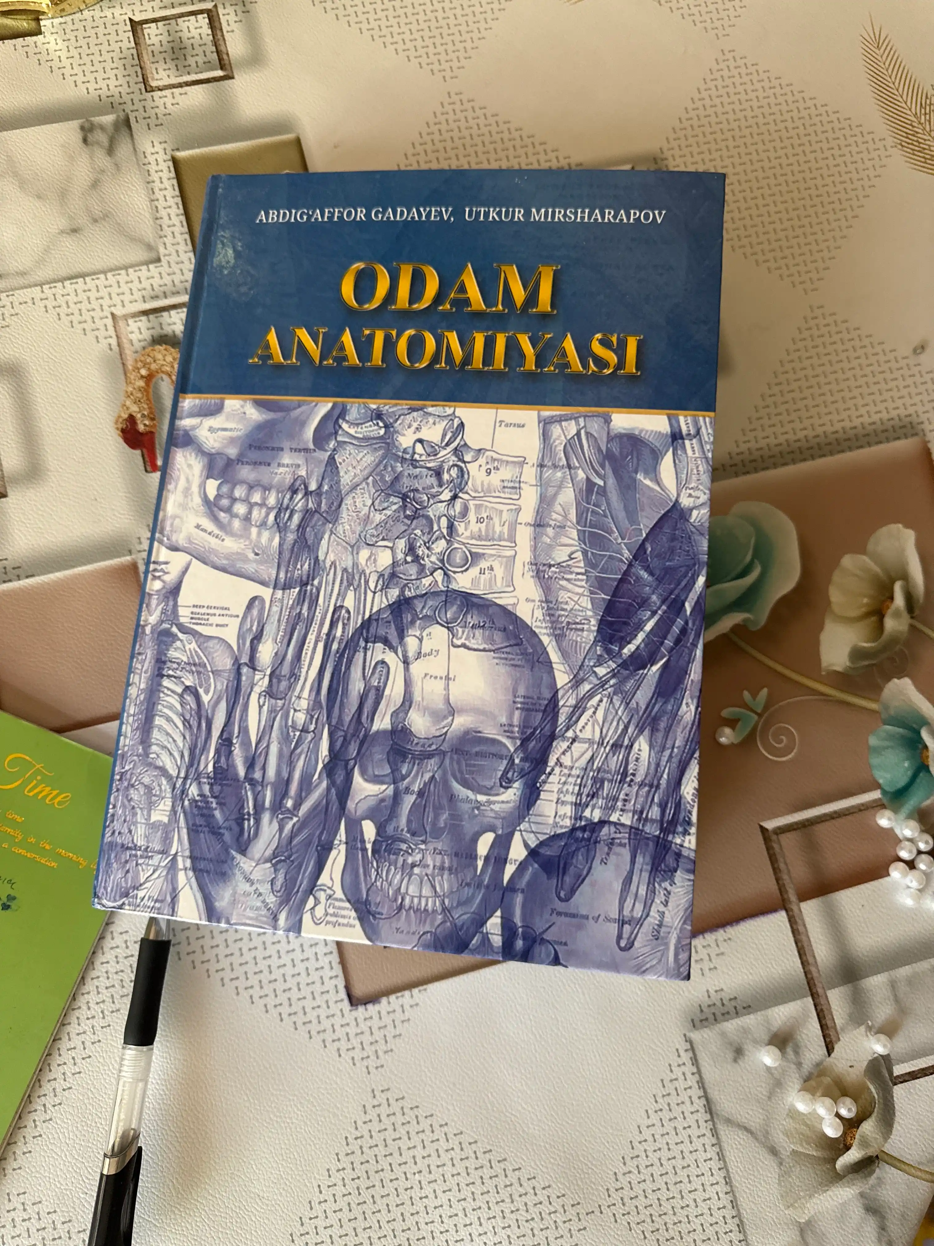 Тиббиёт китоби, Одам Анатомийаси, Абдуг'аффор Гадаyев, А4 Анатомийа