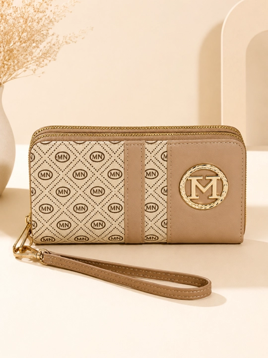 Ayollar hamyoni va portmone — zamonaviy qora clutch, kundalik aksessuar