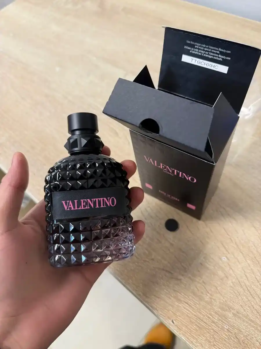 Valentino Uomo Born In Roma Intense  Parfum 100 мл мужские и женские  духи, EDP