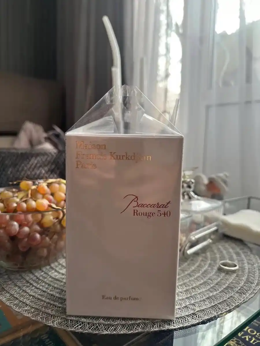 Baccarat Rouge 540 Maison Francis Kurkdjian 50 ml унисекс парфюм стойкость 1–2 дня