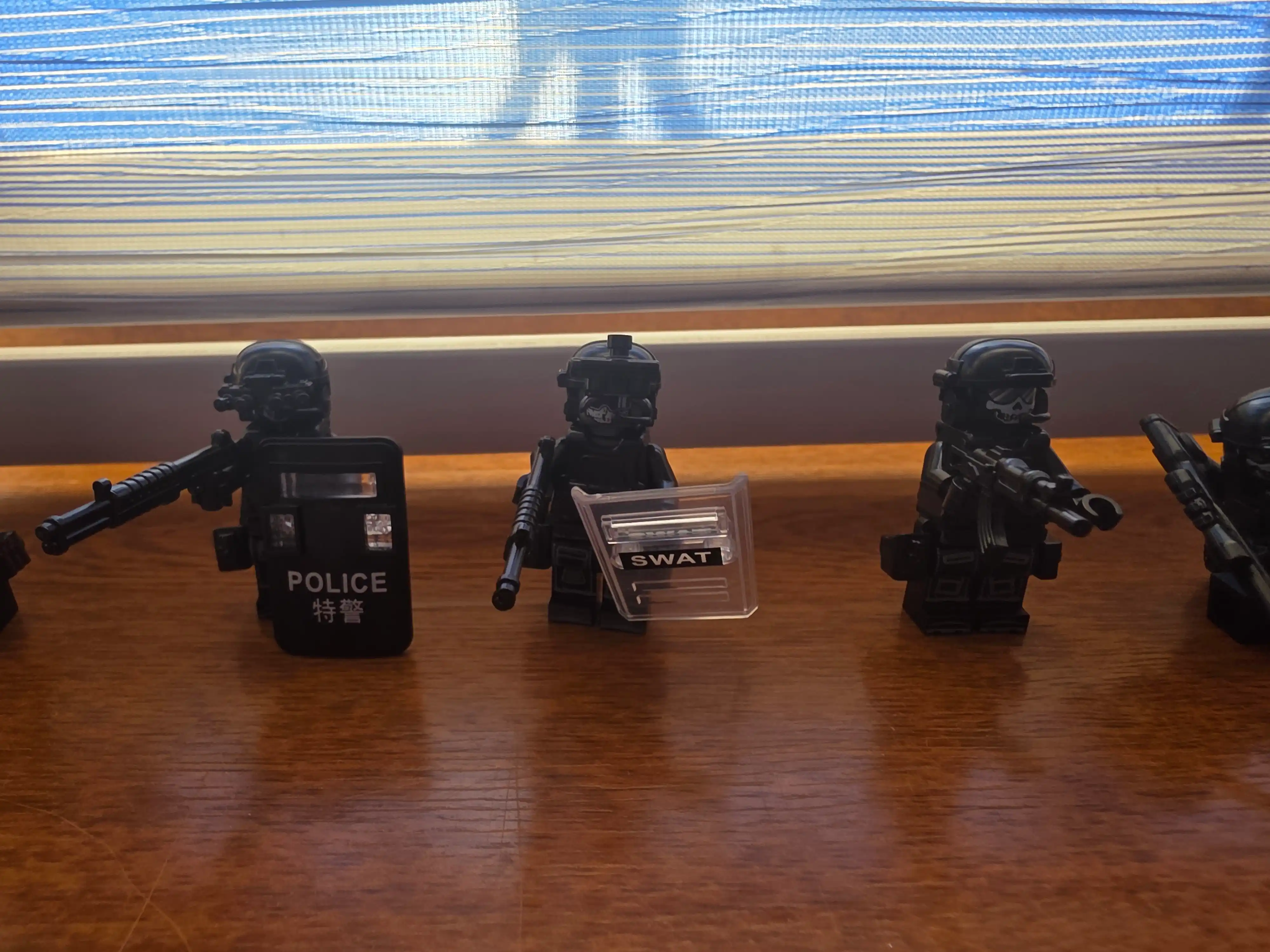 Askar haykalchalar, Anime Naruto, Star Wars, LEGO bilan mos keladi