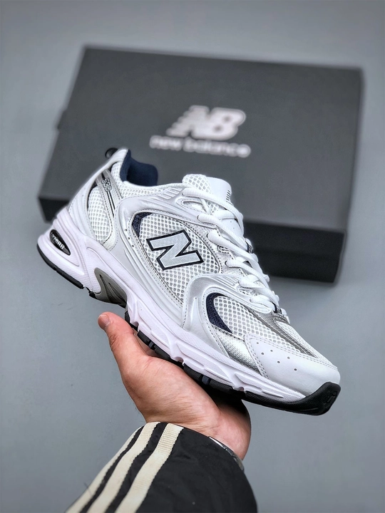 Erkaklar va ayollar uchun New Balance Running 530 krossovkalari