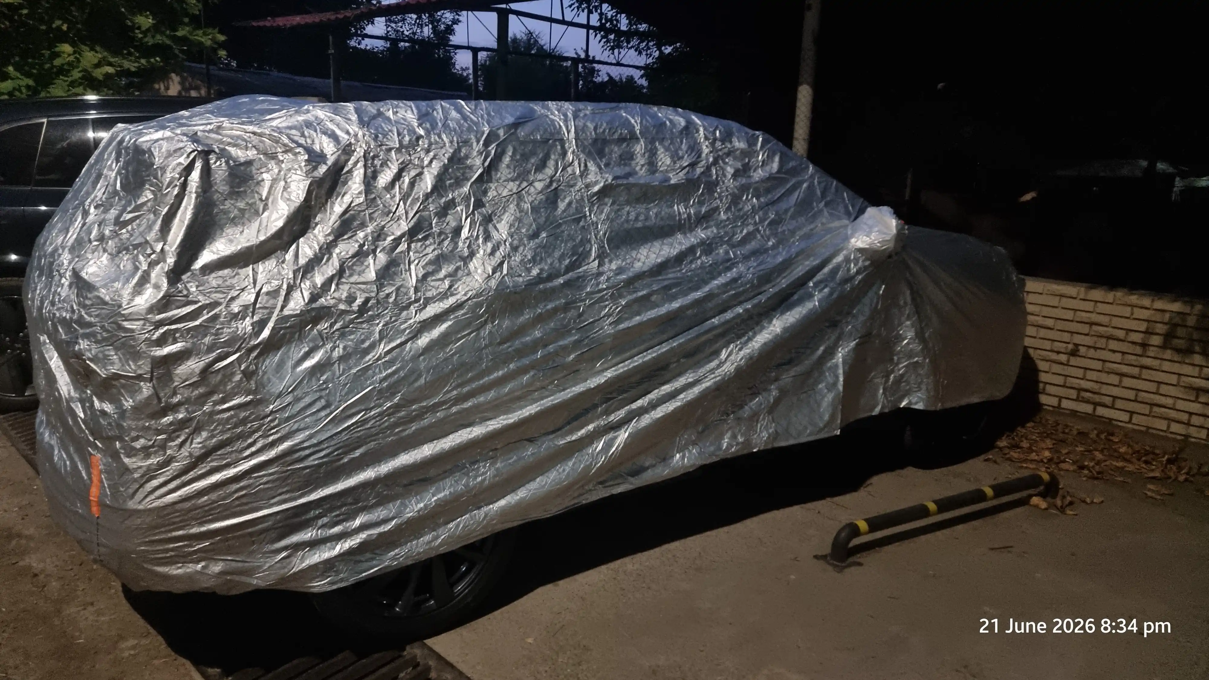 AVTOTENT universal barcha fasl uchun mos keladigan, suv oʻtkazmaydigan himoya tent g‘ilofi