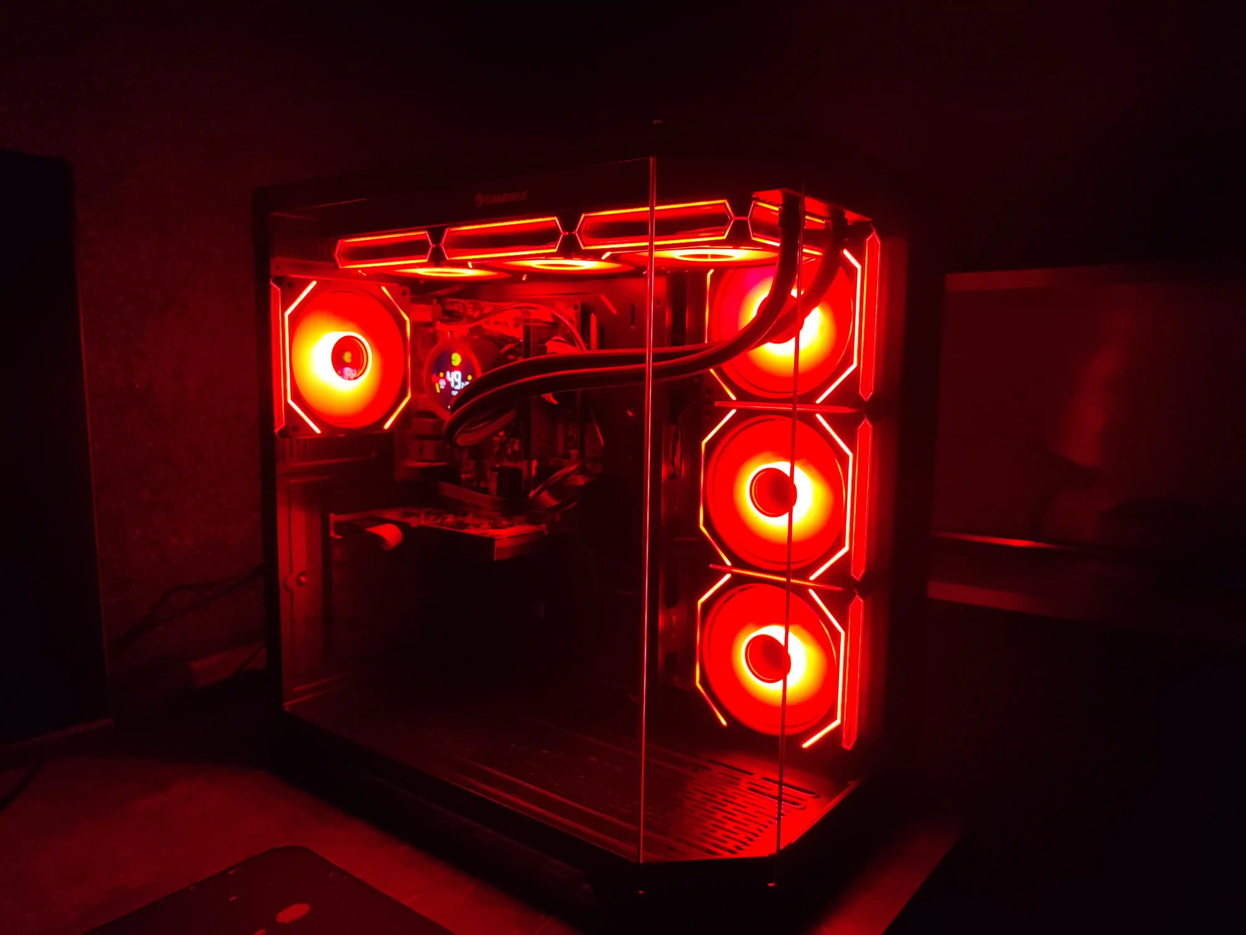 Корпус GameMax Hype-A, Mid-Tower, 4×ARGB вентиляторов