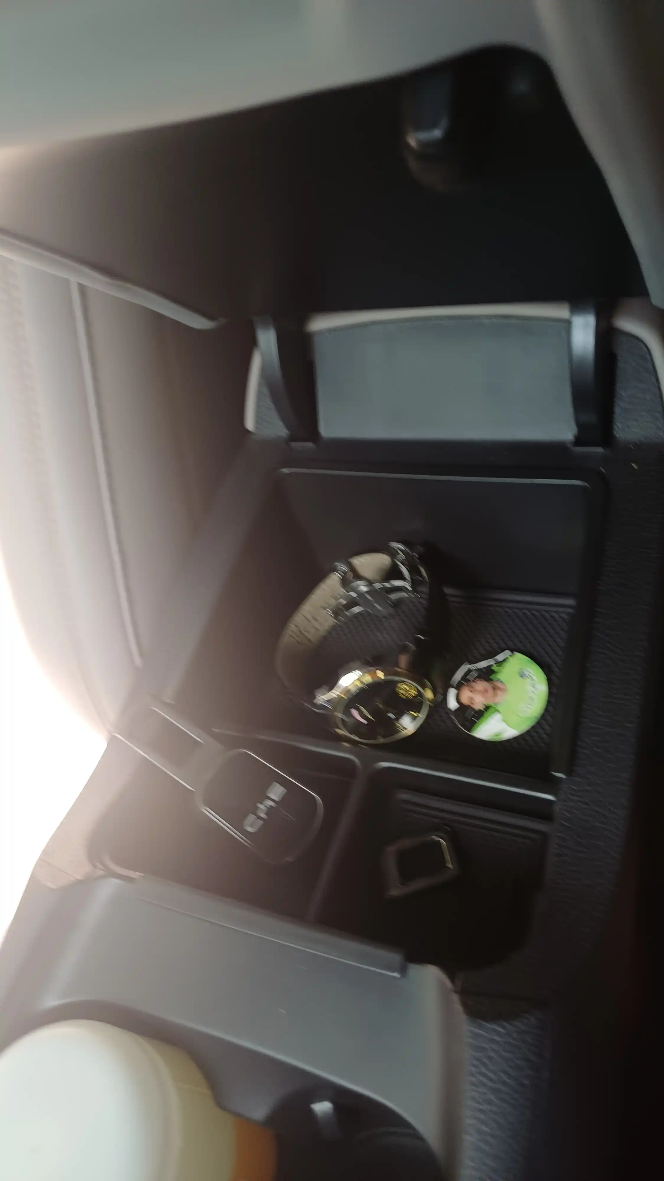 Byd Song Plus/Pro,Yuan Up/Plus,E2 uchun Magsafe gilamcha, bar va bar osti uchun organayzer