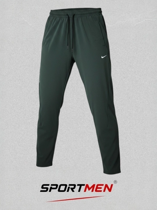 Erkaklar uchun Nike sport shimlari - 