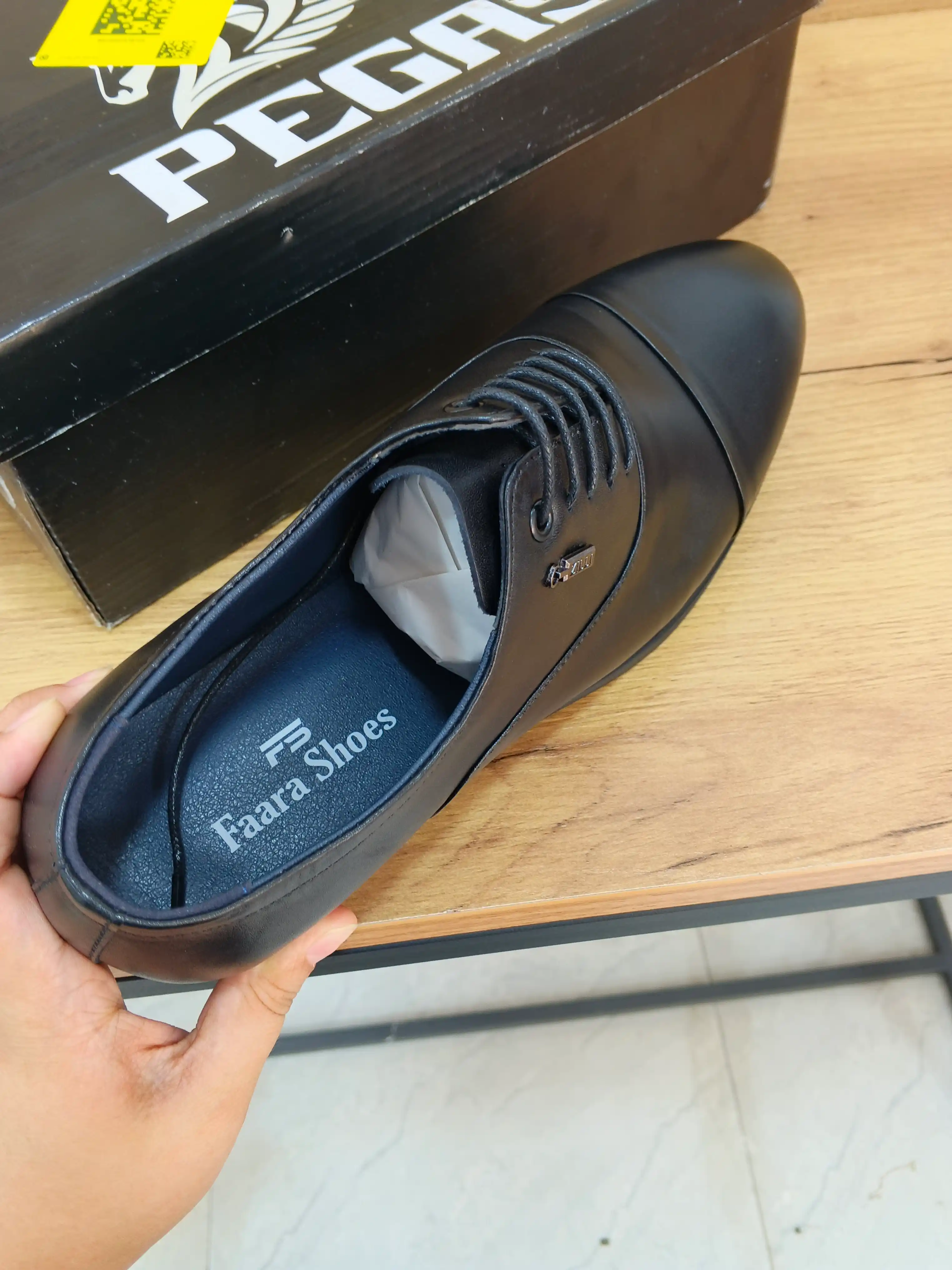 Erkaklar uchun Vilikan Faara Shoes tuflilar, eko charm, qora rang, o`lcham, 44-46
