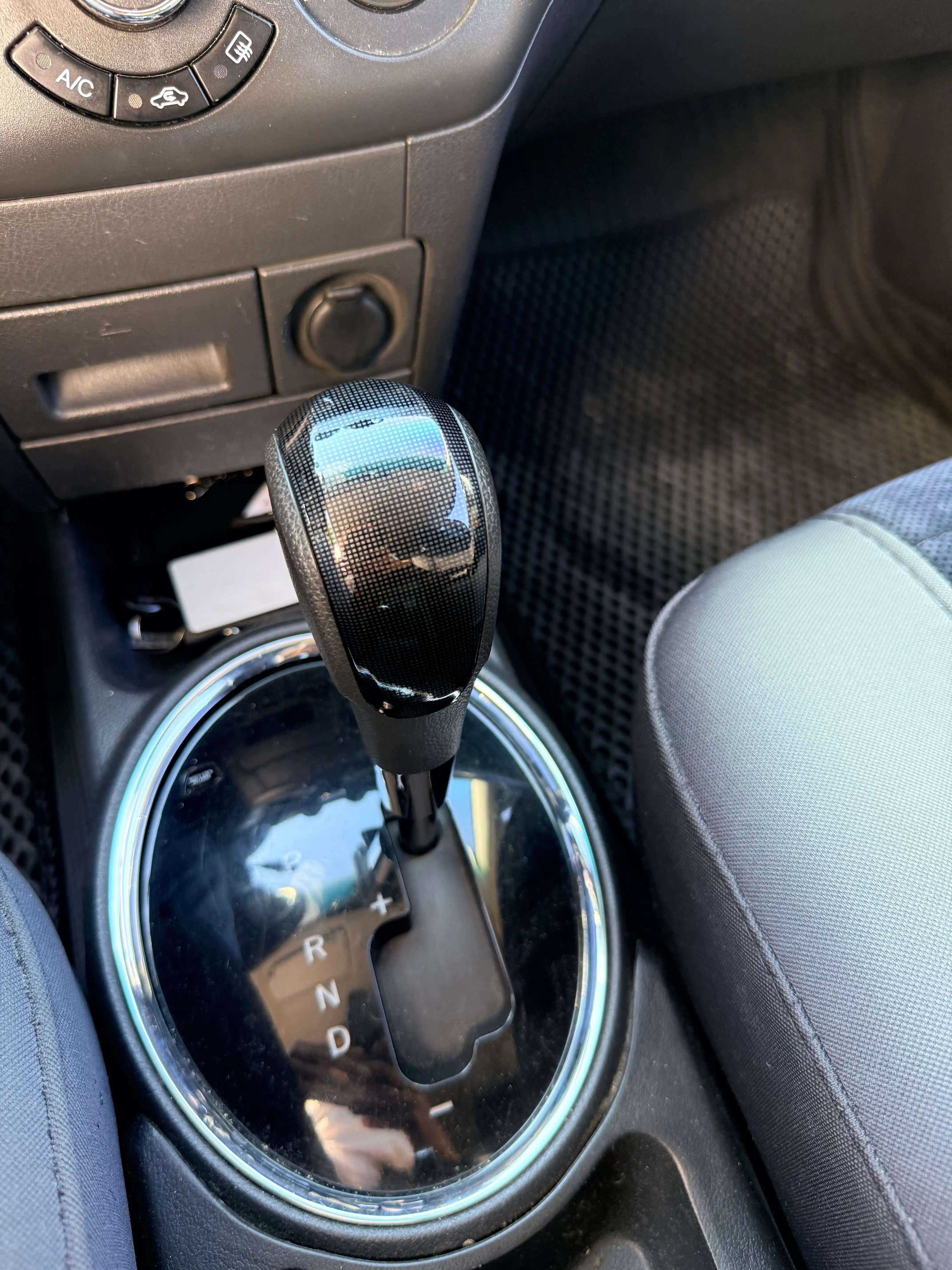 Крышка рычага KPP AT Aquaprint для автомобилей Chevrolet Gentra и Nexia 3