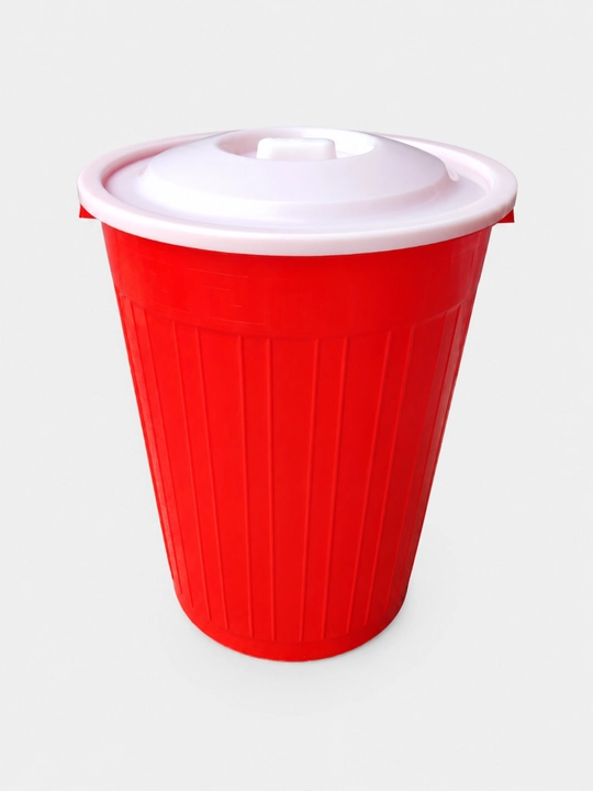 Universal plastik bak qopqoqli uy va hovli uchun chiqindi savati