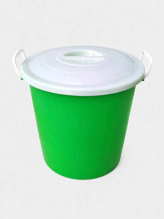 Universal plastik bak qopqoqli va tutqichli mustahkam xo'jalik idishi