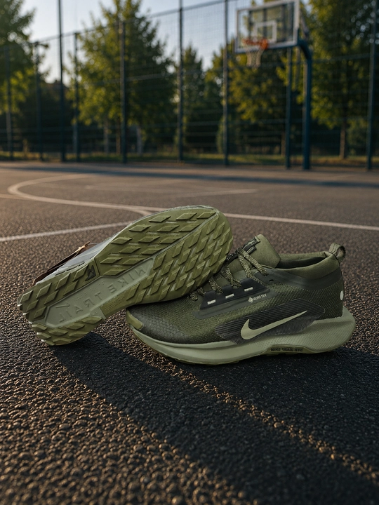 Erkaklar uchun Nike Trail ATC Gore-Tex krossovkalari
