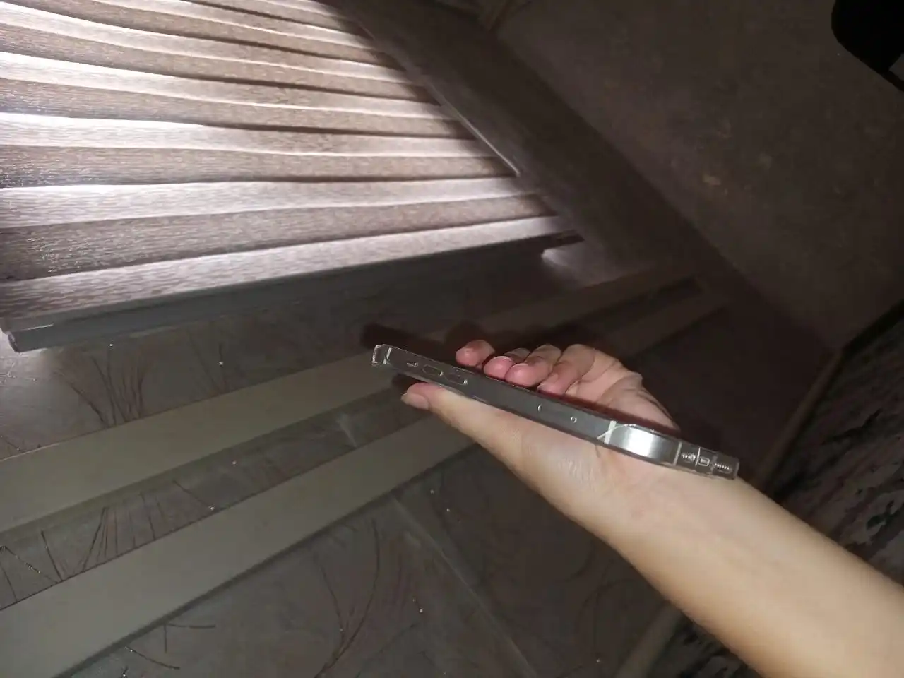 Чехол iPhone XS, XR, 11, 12, 13, 14, 15, 16, 17 Pro, Max, Air, Plus прозрачный