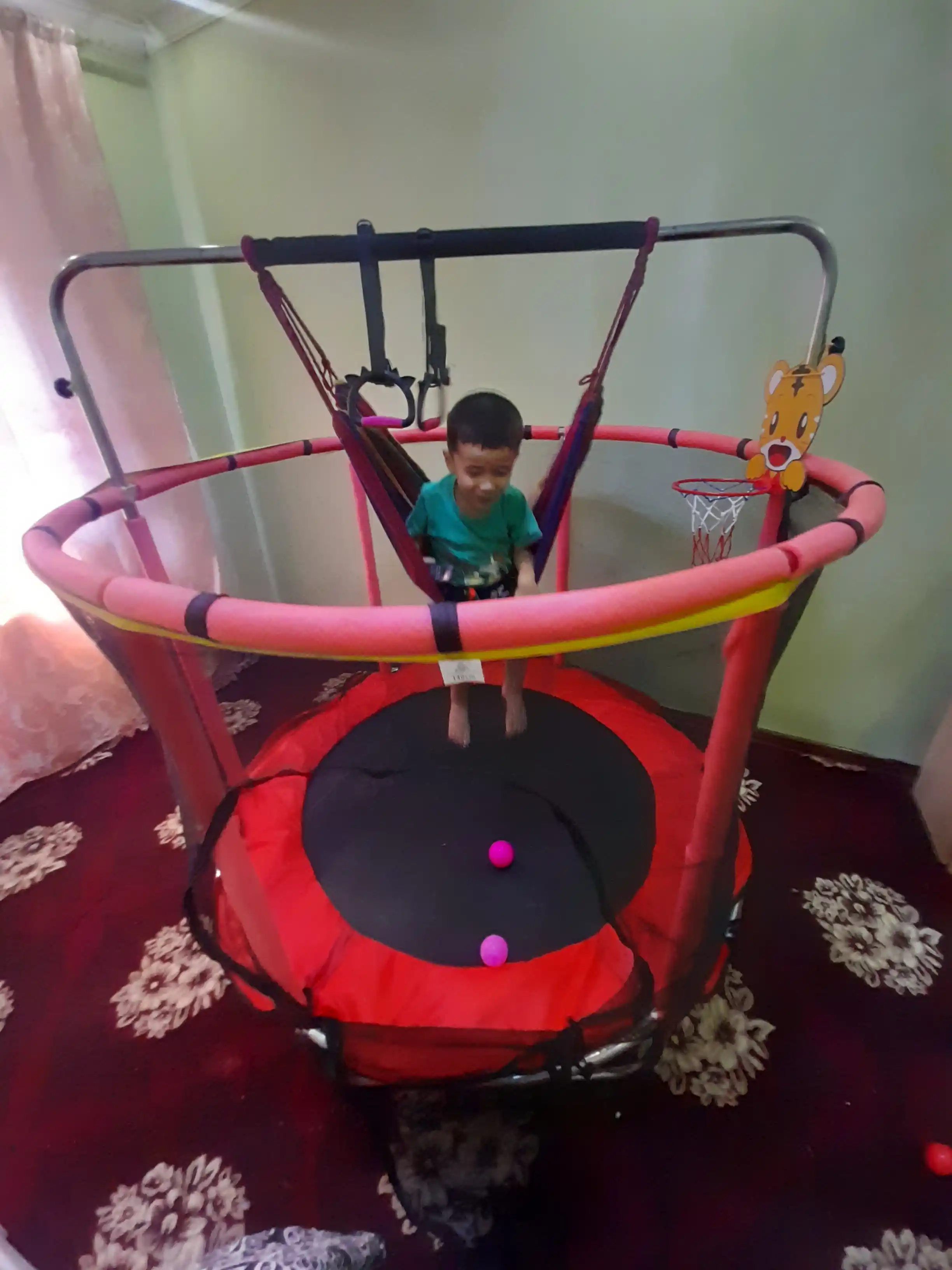 Детский батут, 1.4 м, с защитой 360°, кольцами, качелей и боксерским мешком