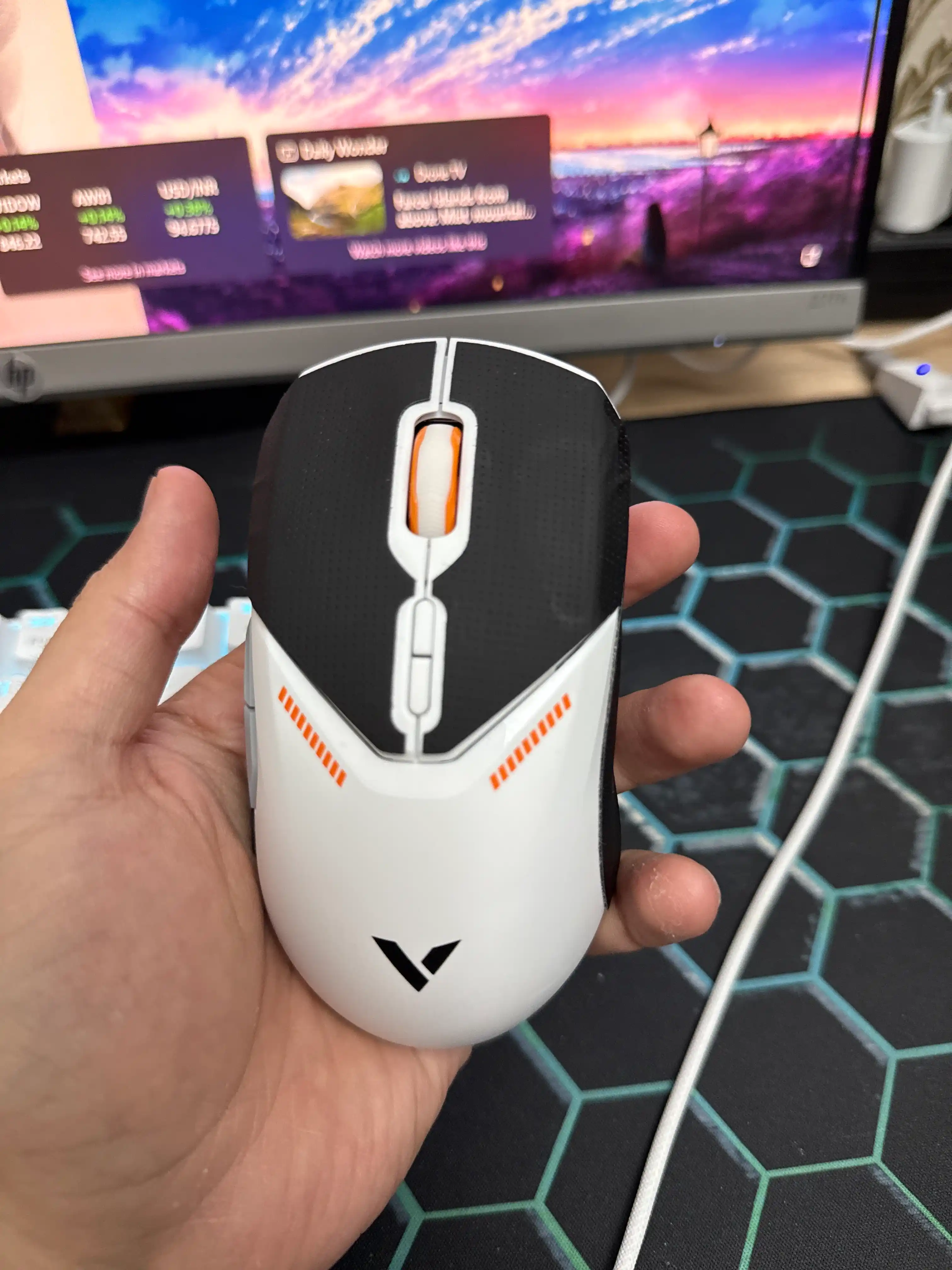 Беспроводная игровая мышь Rapoo VT9 Pro, PAW3395, 26000 DPI, 68г, Special Edition