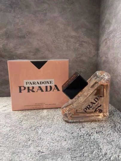 Parfyumlangan suvi ayollar uchun Prada Paradoxe Prada, 90 ml