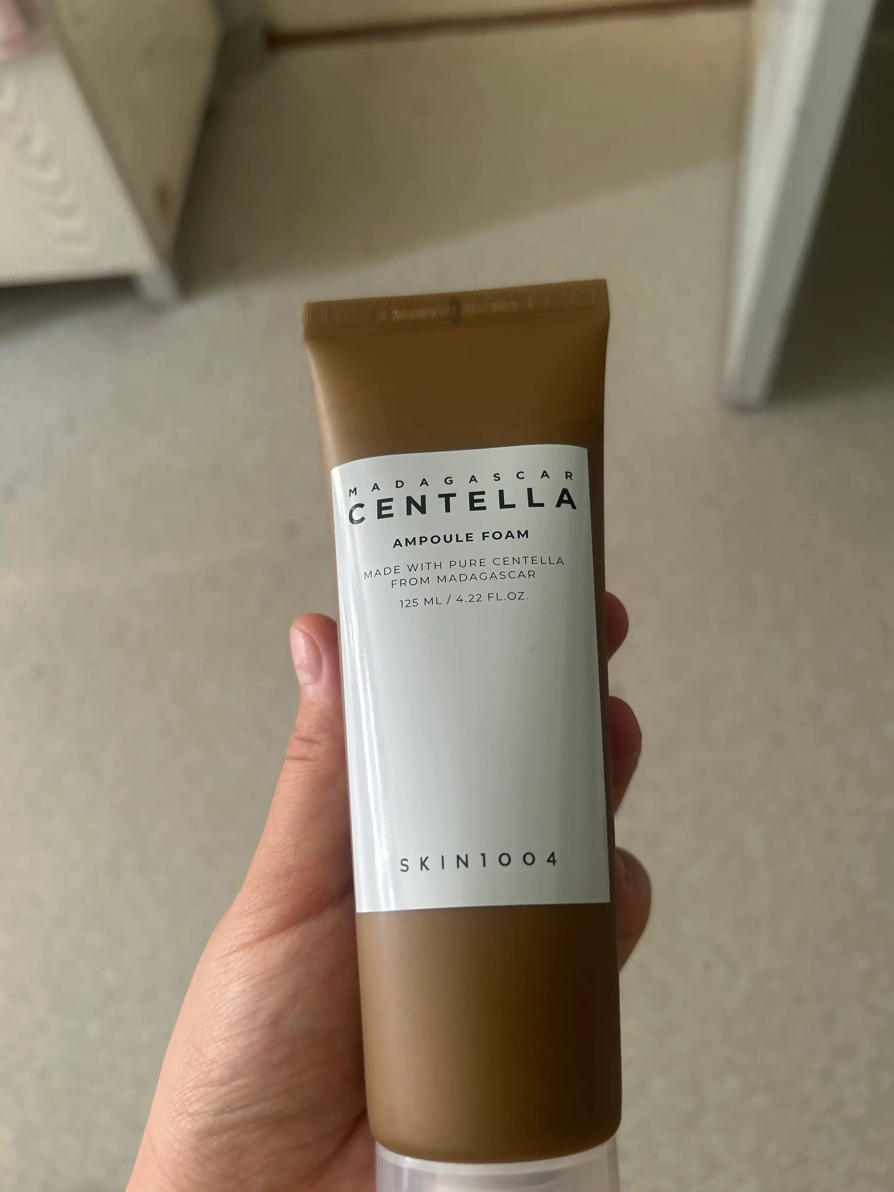 Centella bilan yuvinish uchun ko'pik, Skin1004 Madagaskar Centella Ampoule ko'pik, 125 ml
