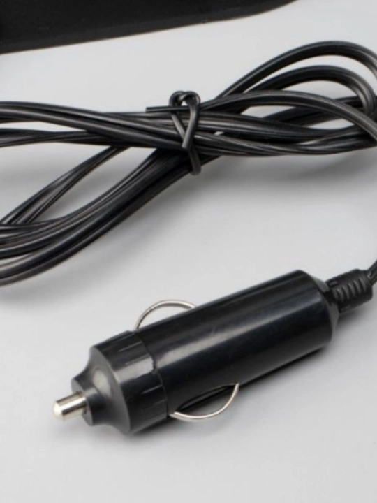 Avtomobil uchun ikki boshli mini ventilyator Tovar nomi: Avtomobil uchun 12V ikki boshli