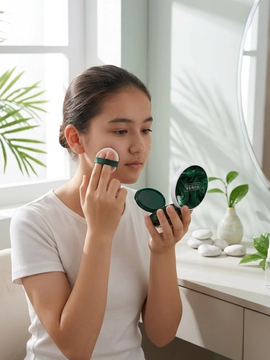Sunisa CC Cream yuz uchun kubik gubkali namlantiruvchi tusli krem-yostiq