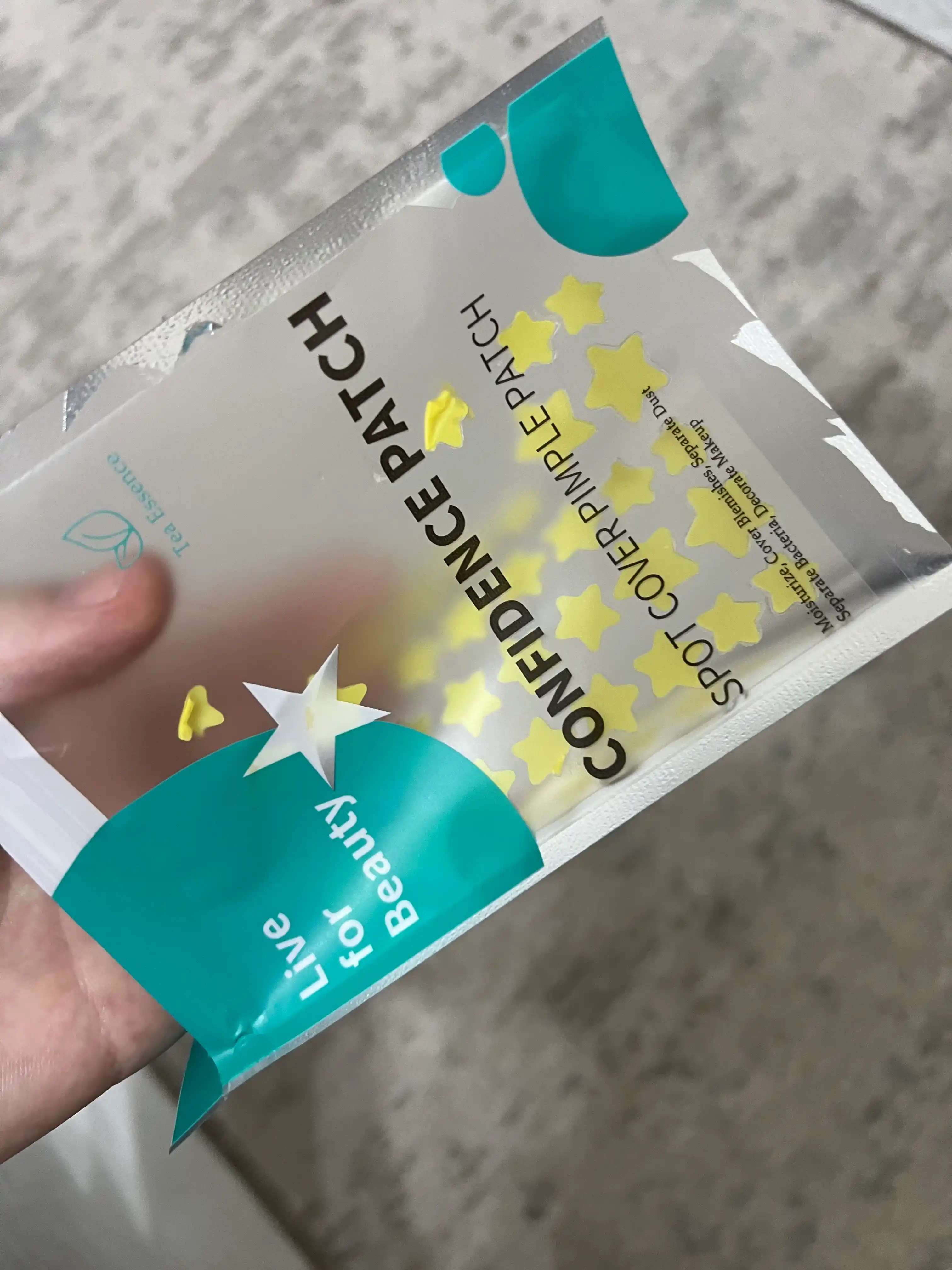 Yuzdagi husunbuzar va aknega qarshi patchilar, gidrokolloidlar 40 dona