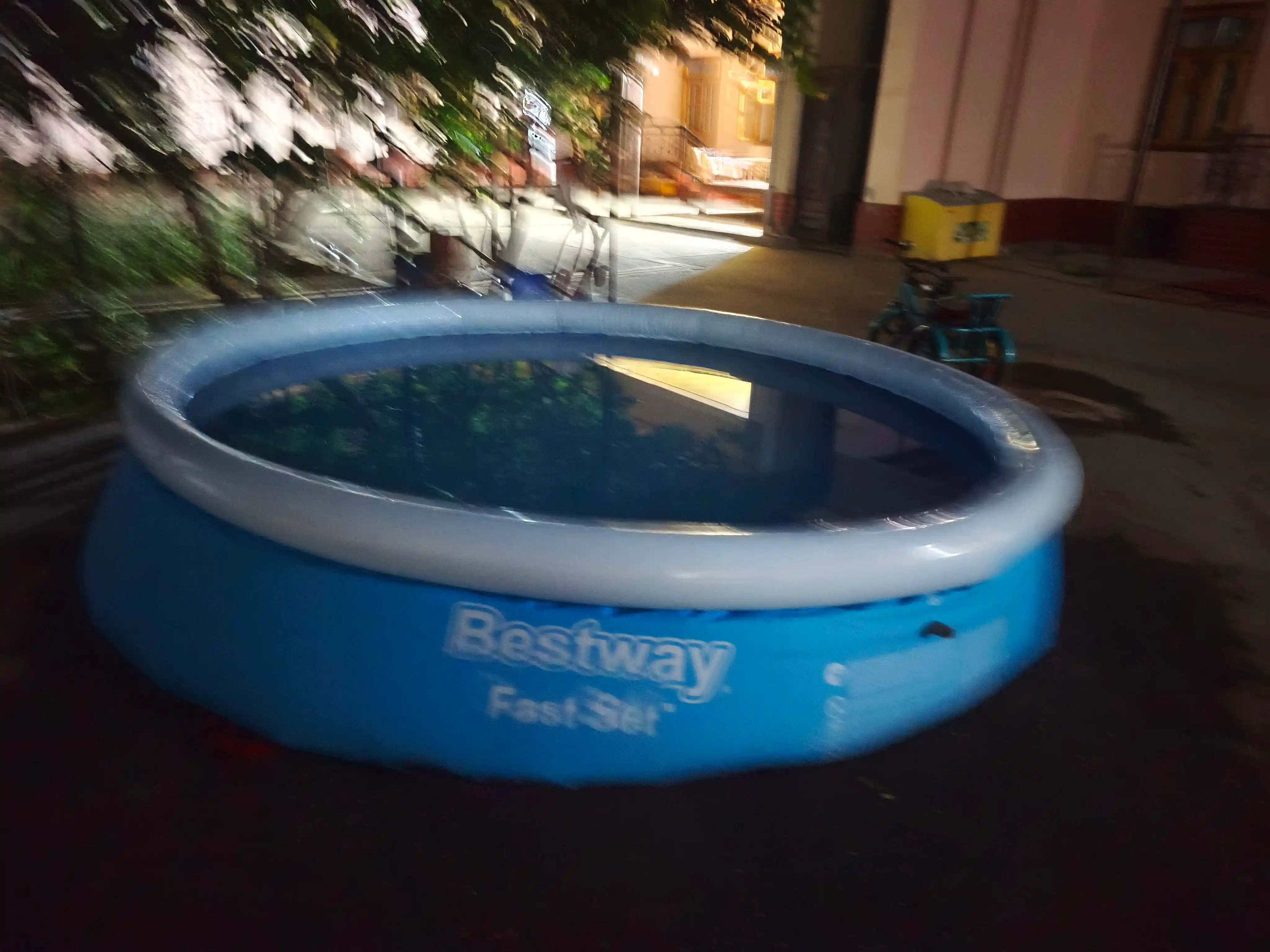 Bestway Fast Set puflanadigan basseyni, 940-5377 litr, bolalar va kattalar uchun, mustahkam PVXdan 