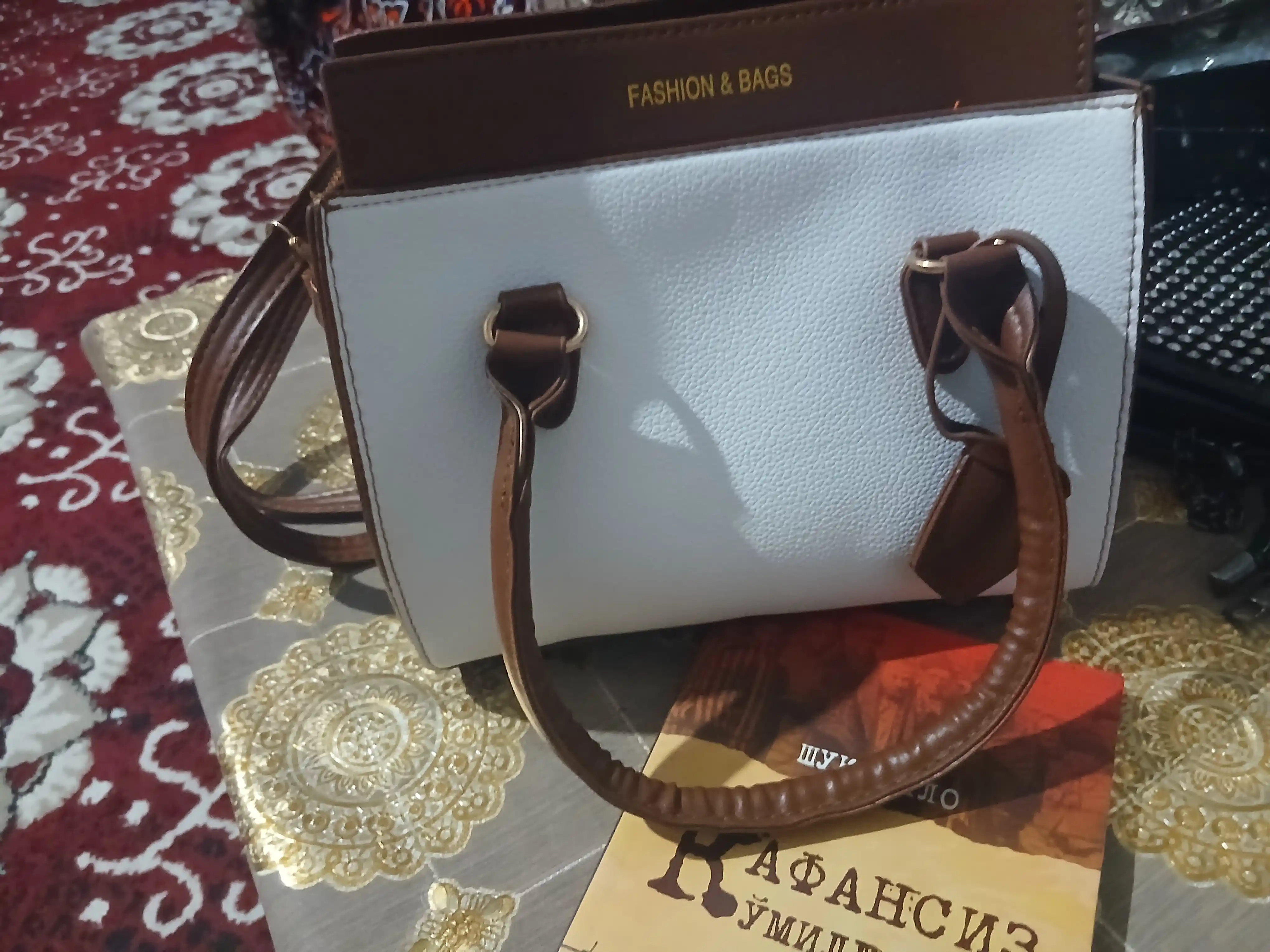 Ayollar sumkasi kros bodi o'qish ish kundalik hayot uchun