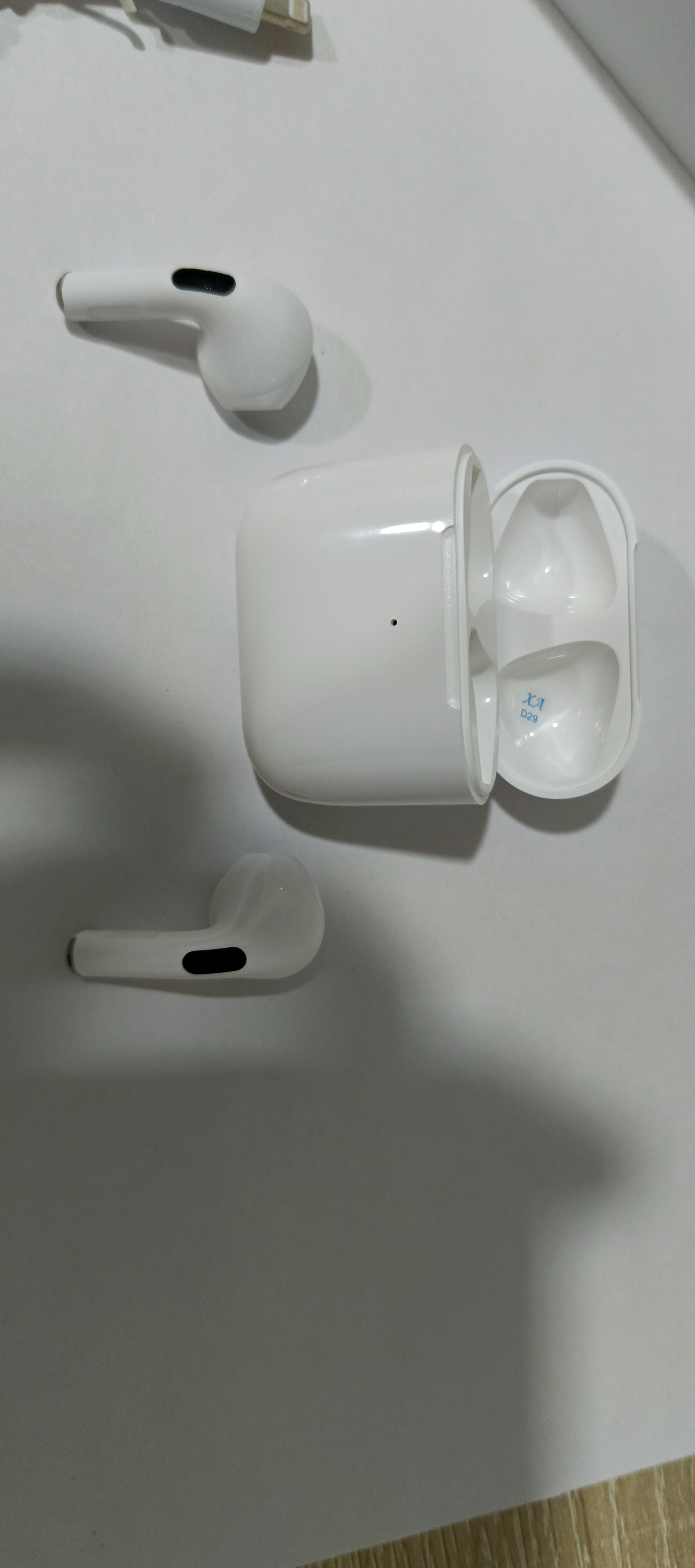 Pro 4 simsiz quloqchin, Bluetooth, sensorli naushnik, iPhone va Android uchun