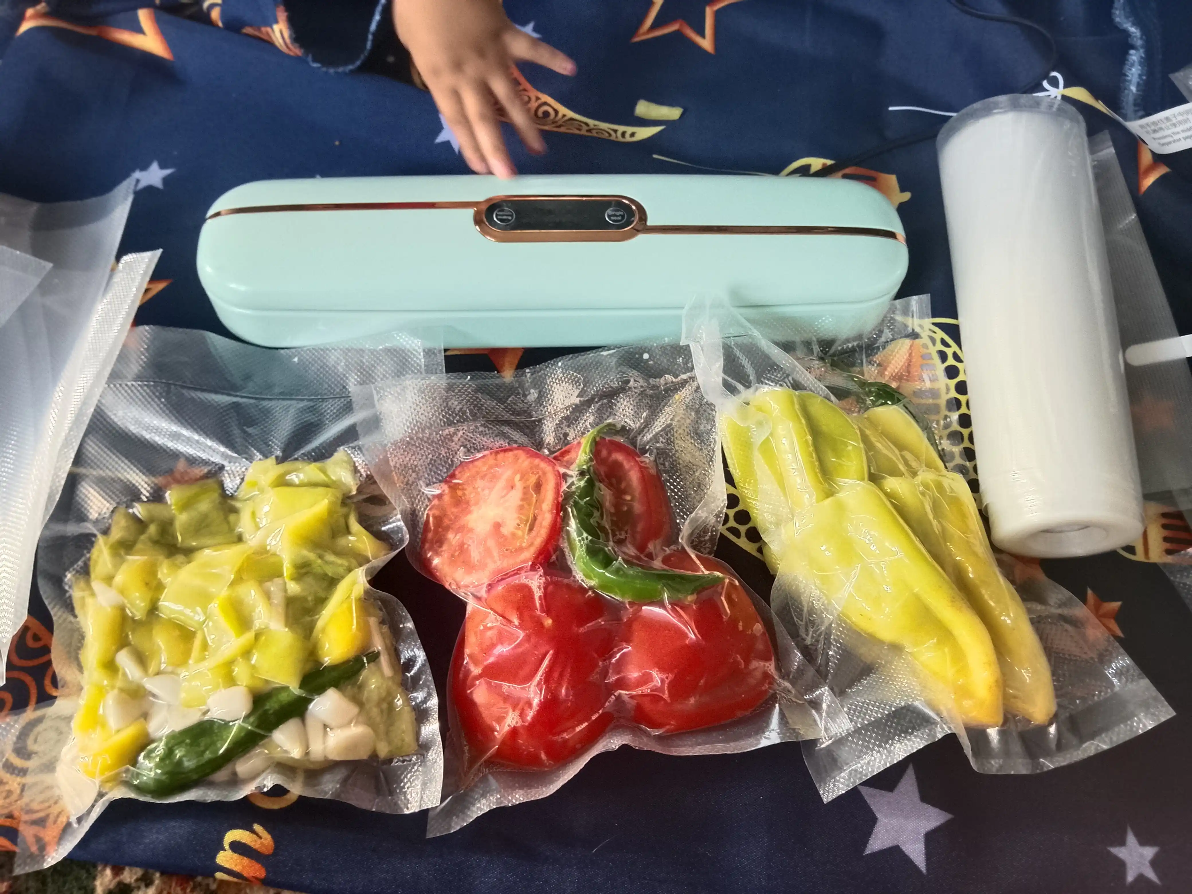 Вакууматор Sonifer, вакуумный упаковщик и рифленые пакеты для вакууматора разных размеров
