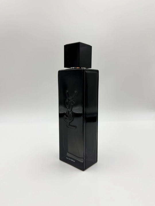 Yves Saint Laurent MYSLF Eau de Parfum 100 мл – мужской свежий цветочно-древесный аромат