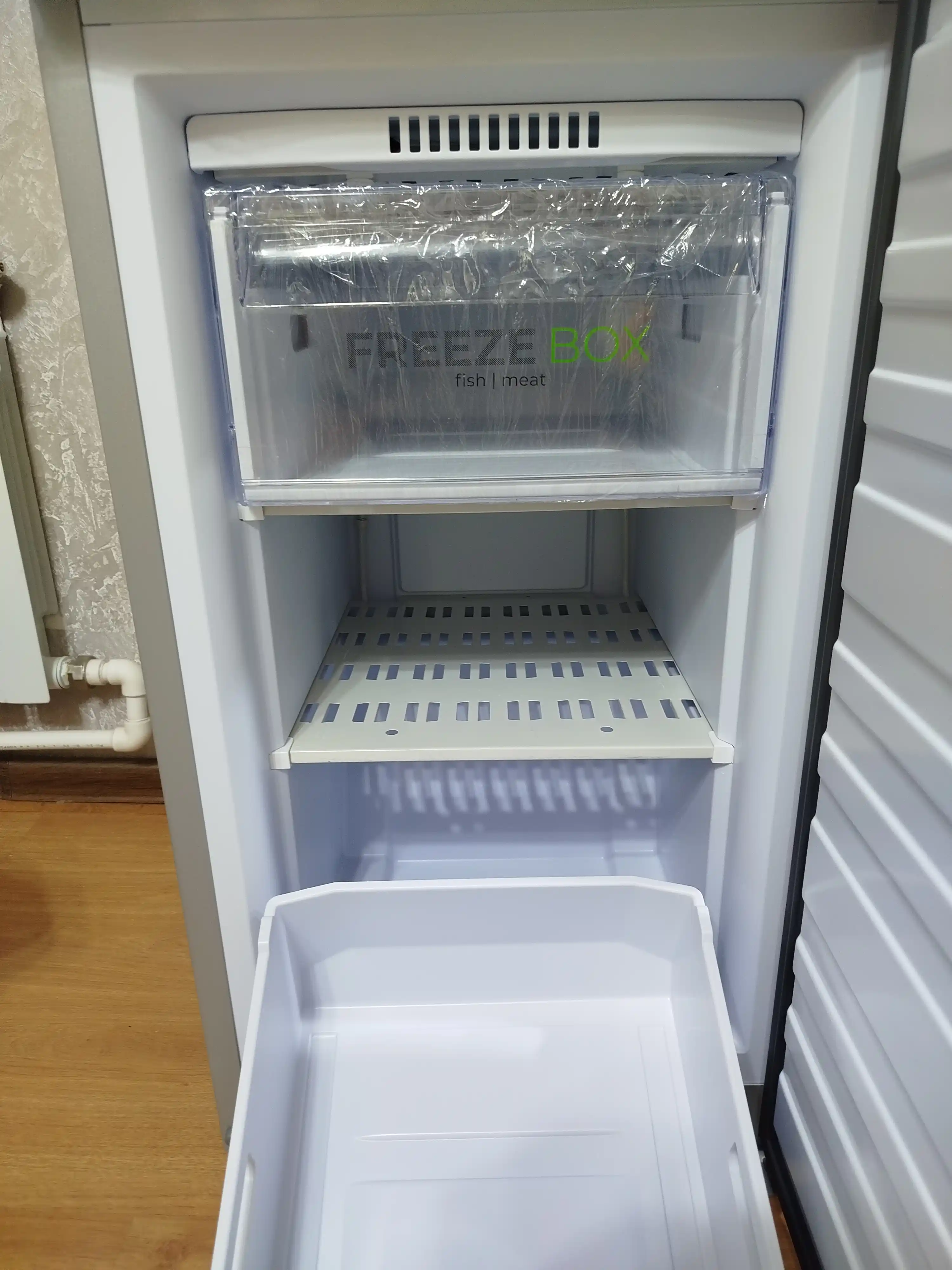 Ixcham muzlatgich kamerasi Biryusa M412, 80 l hajmi
