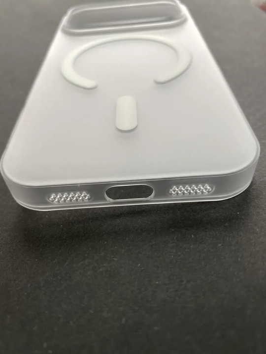 IPhone 15, 16, 17, 18 Pro, Max, Plus uchun shaffof, silikon g‘ilof