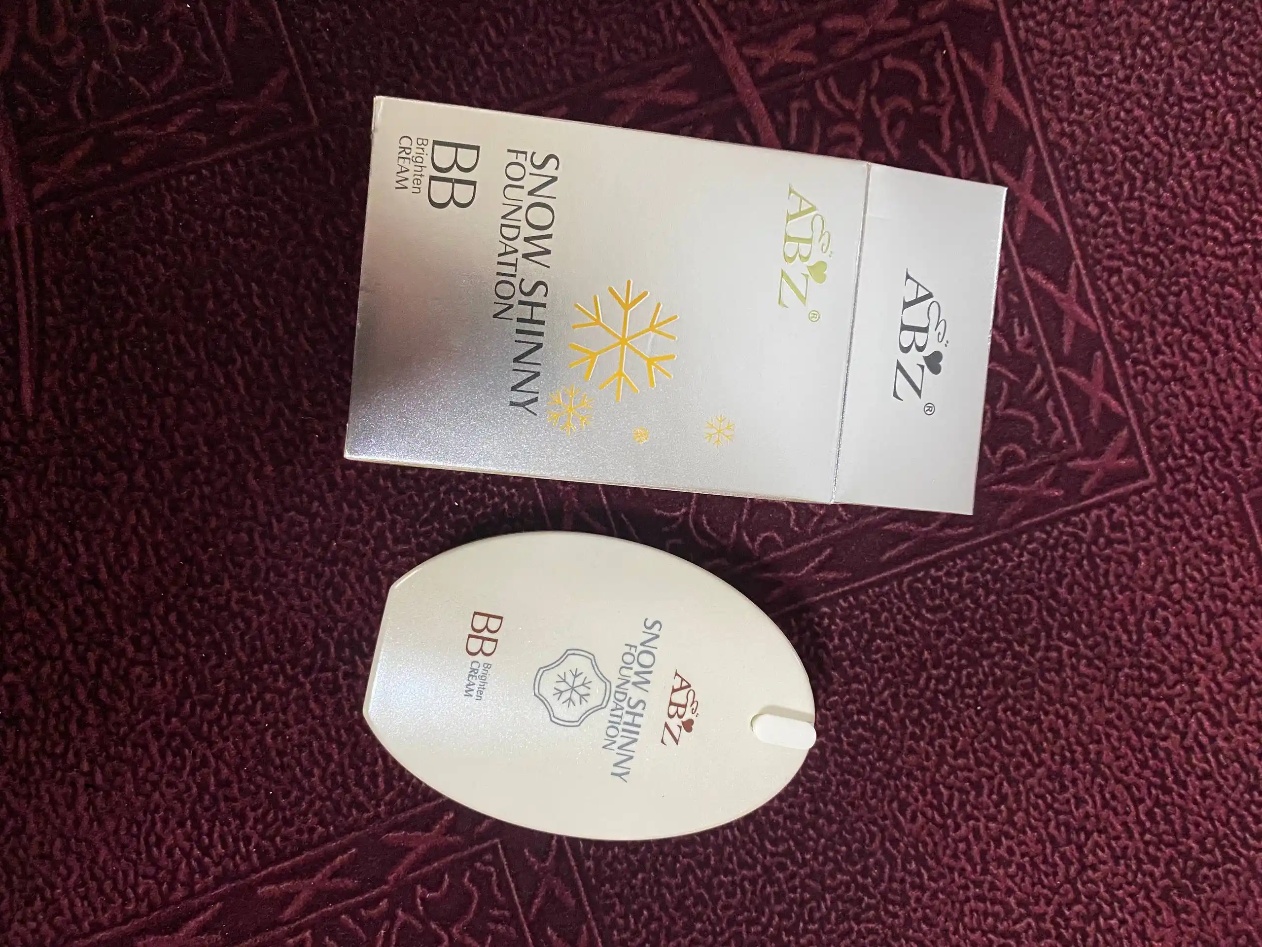 Tonal BB krem ABZ Snow Shinny Foundation, 40 ml, terini tekkislovchi