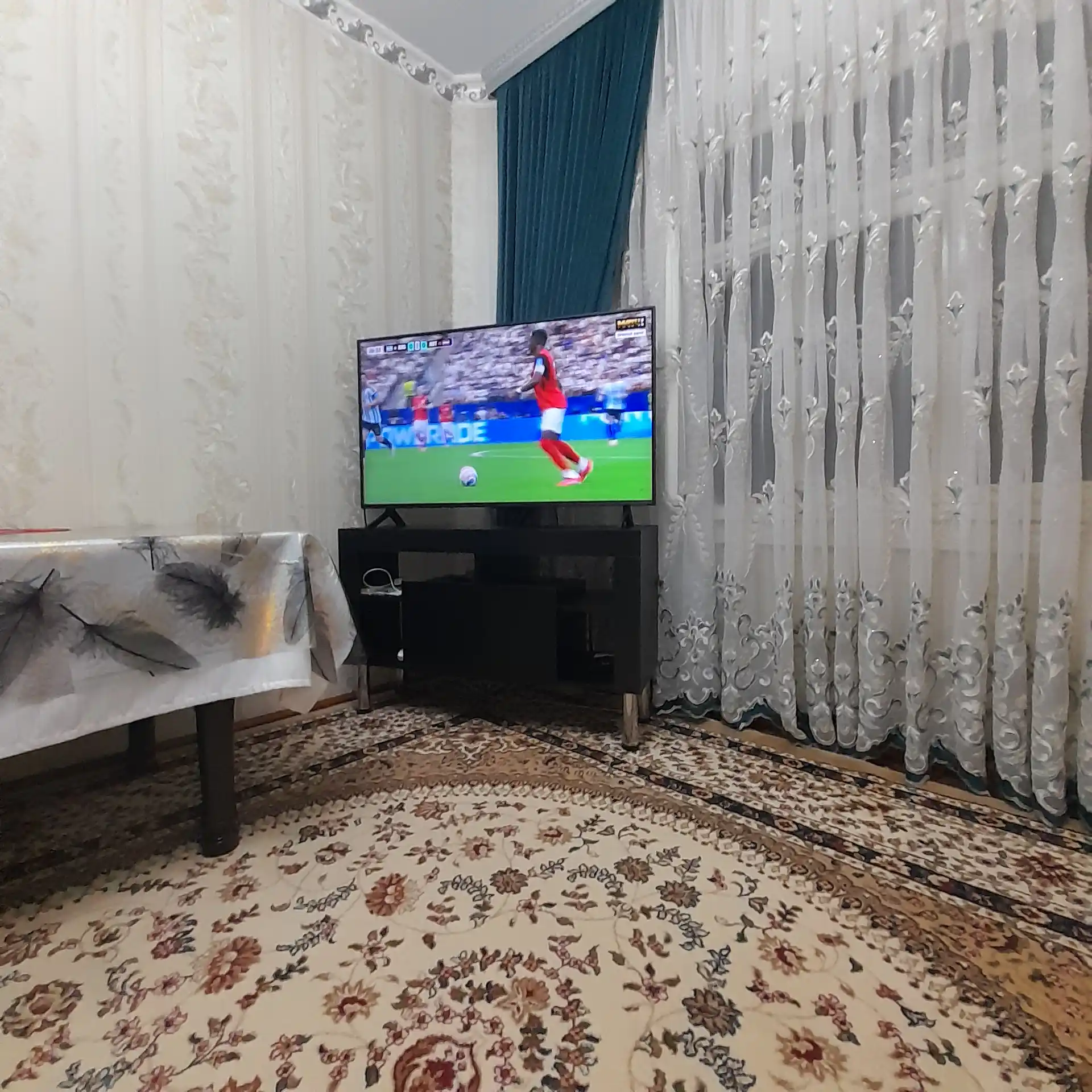 Тумба-подставка под телевизор LEETO, напольная, полностью собранная, 110*55*35 см