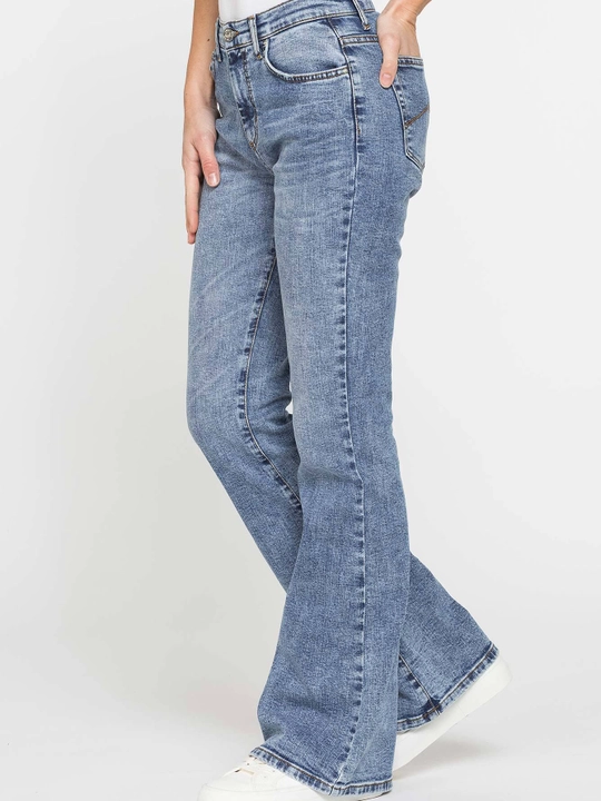 Ayollar klesh jinsilari Carrera Jeans, Italiya
