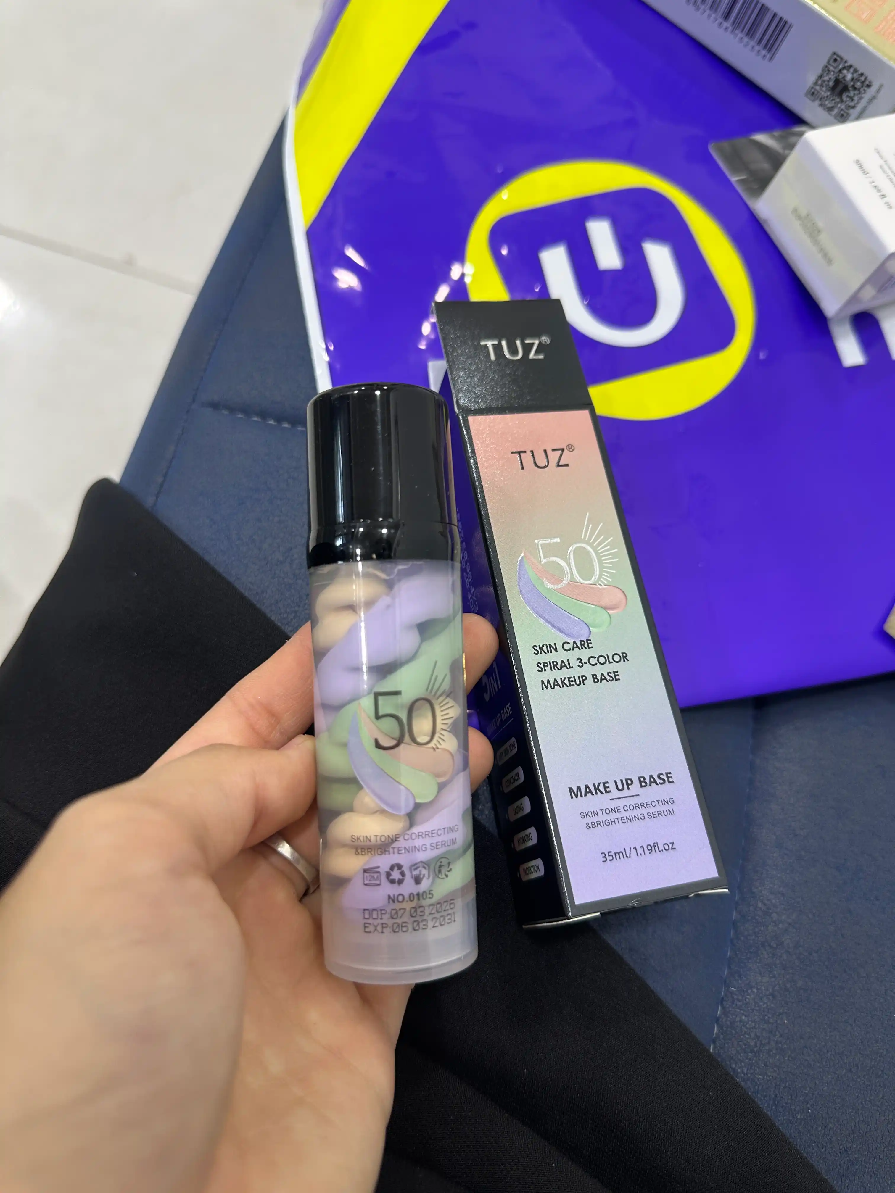Uch rangli makiyaj uchun asos TUZ 50 bazasi, yuz praymeri, 35 ml, tekislovchi