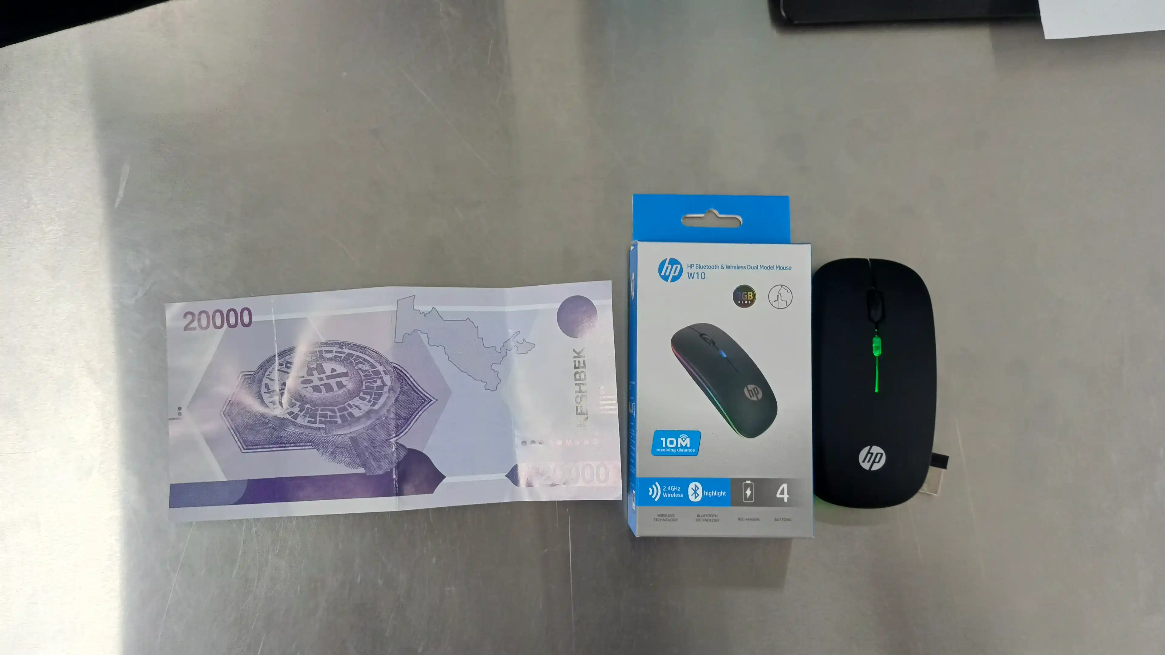 Universal simsiz sichqoncha: kompyuter, telefon va planshet uchun