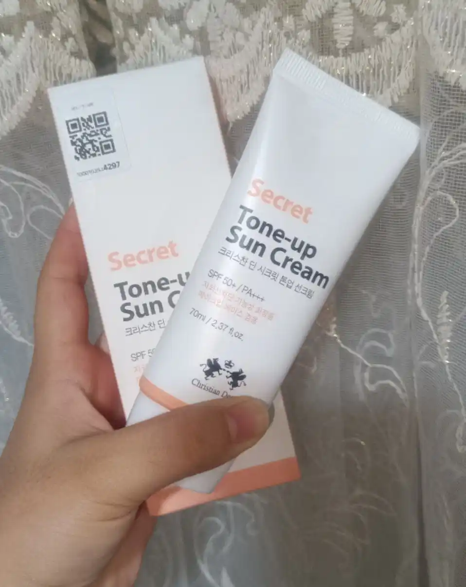 Tonal quyoshdan himoyalovchi krem, yuz uchun krem, SPF50