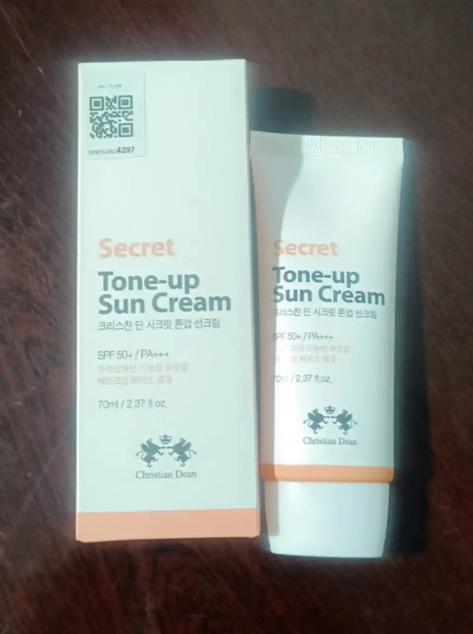 Tonal quyoshdan himoyalovchi krem, yuz uchun krem, SPF50