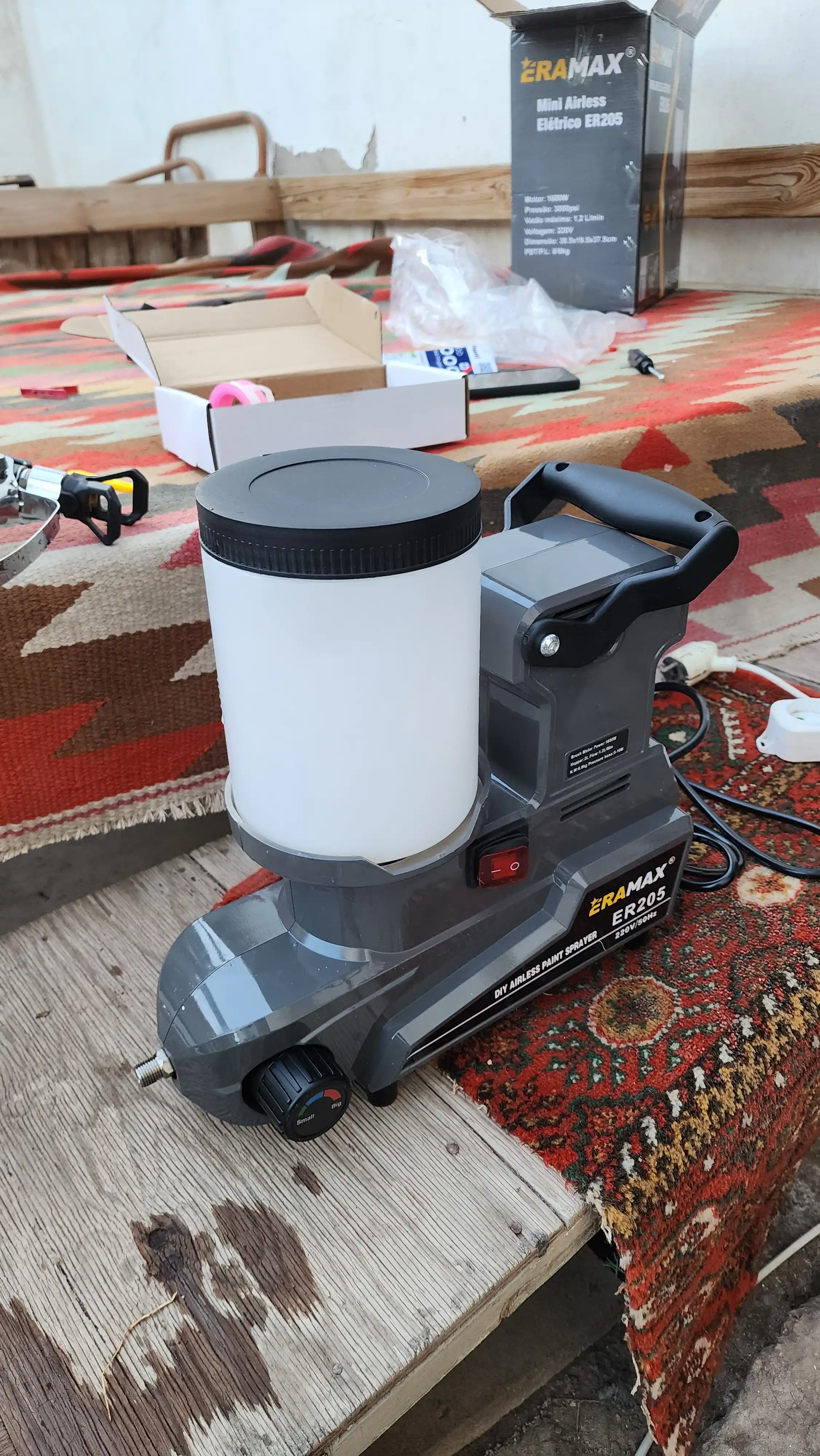 Wagner ERAMAX ER205 elektr tarmog‘ida ishlaydigan elektr bo‘yoq purkagich