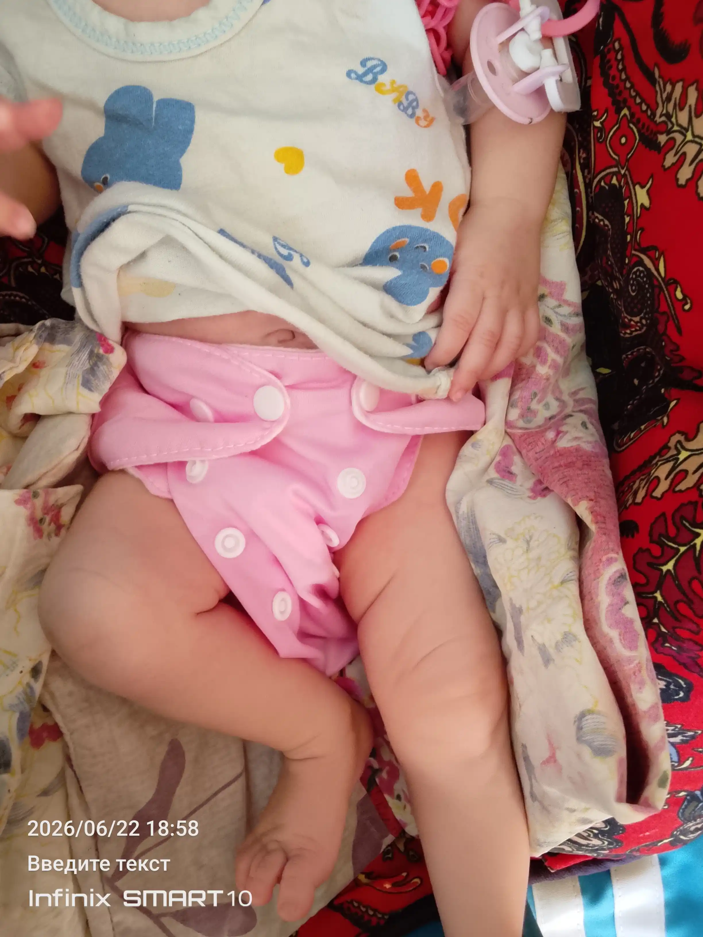 Ko'p martalik trusik tagliklar, pamperslar, qayta yuvib ishlatish mumkin bolgan