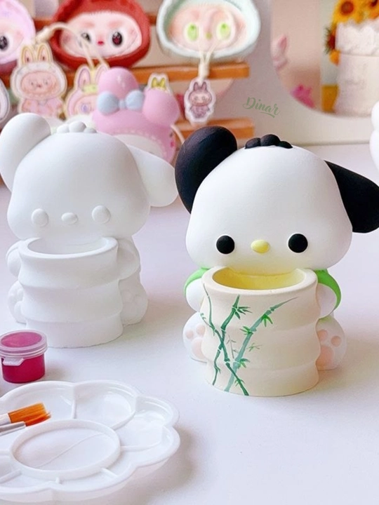 DIY ijodiy to'plami: Sanrio gipsli figuralar kolleksiyasi, bo'yoqlar va mo'yqalam bilan