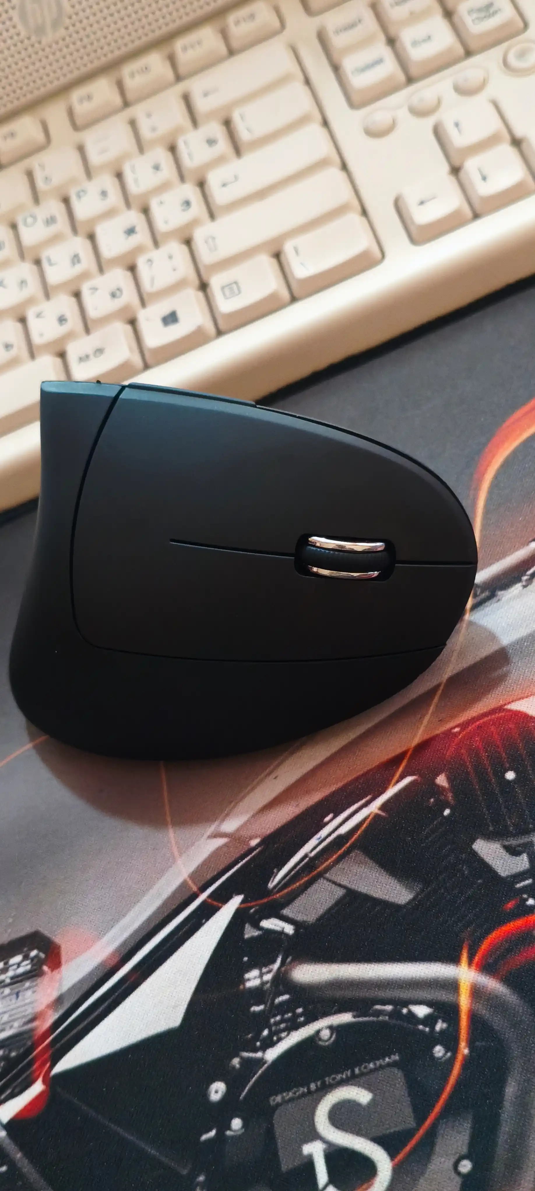 Vertikal simsiz ergonomik sichqoncha
