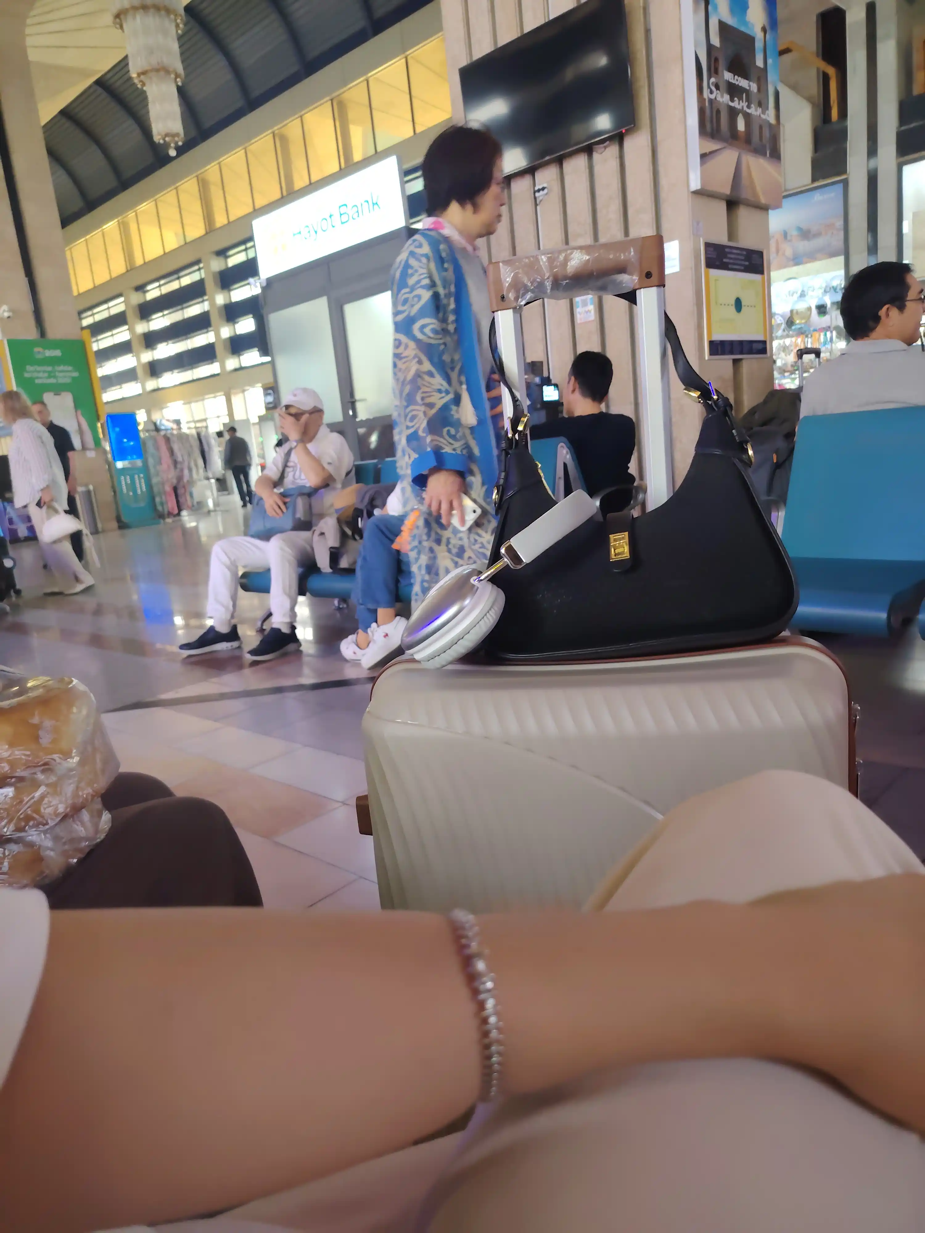 Qulfli yo‘l chamadoni, chamadonlar 360° ga aylanadigan qulflanadigan yo‘l sumkasi chemadon