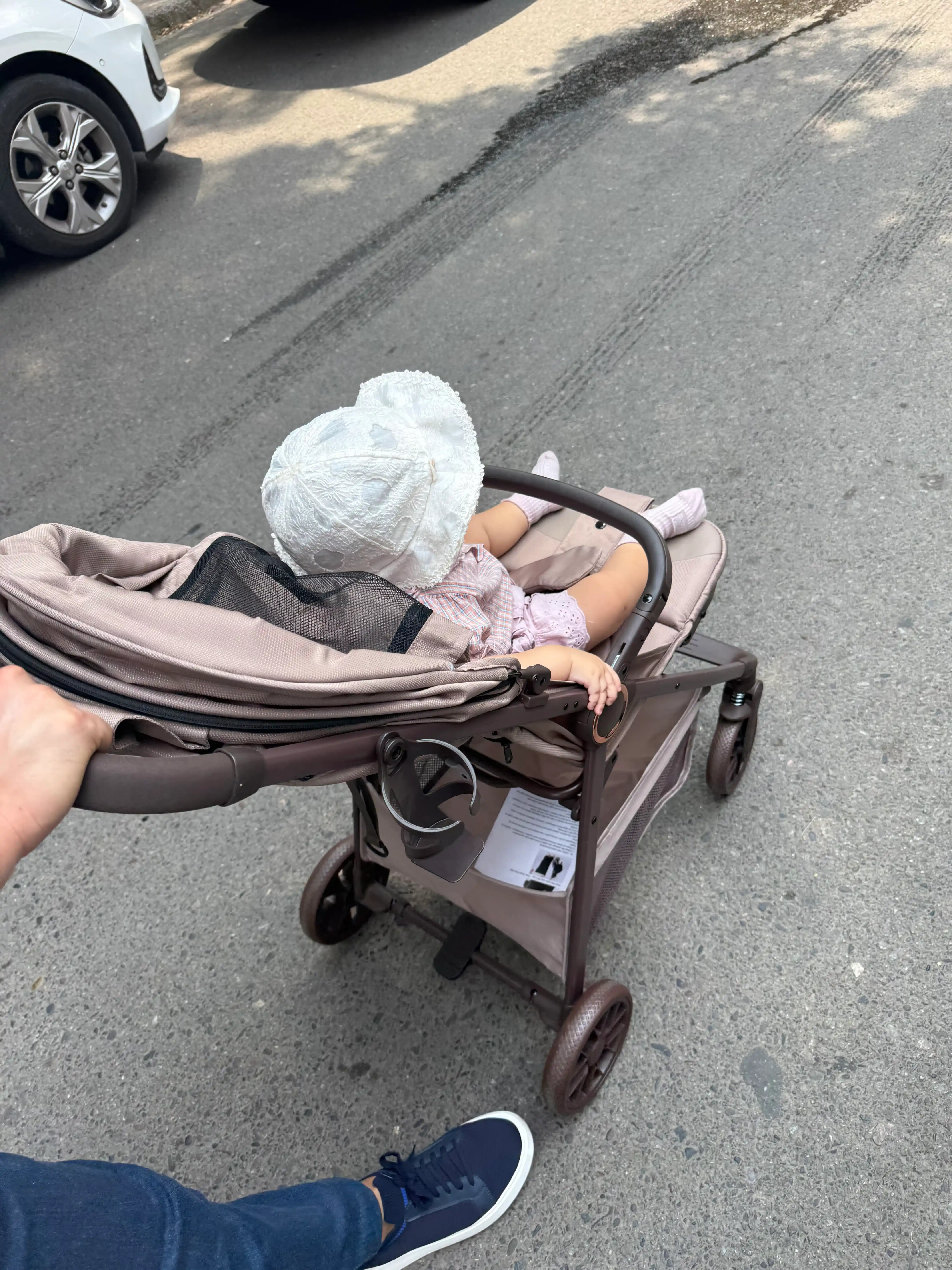 Прогулочная коляска Kidilo C6F – легкая и удобная