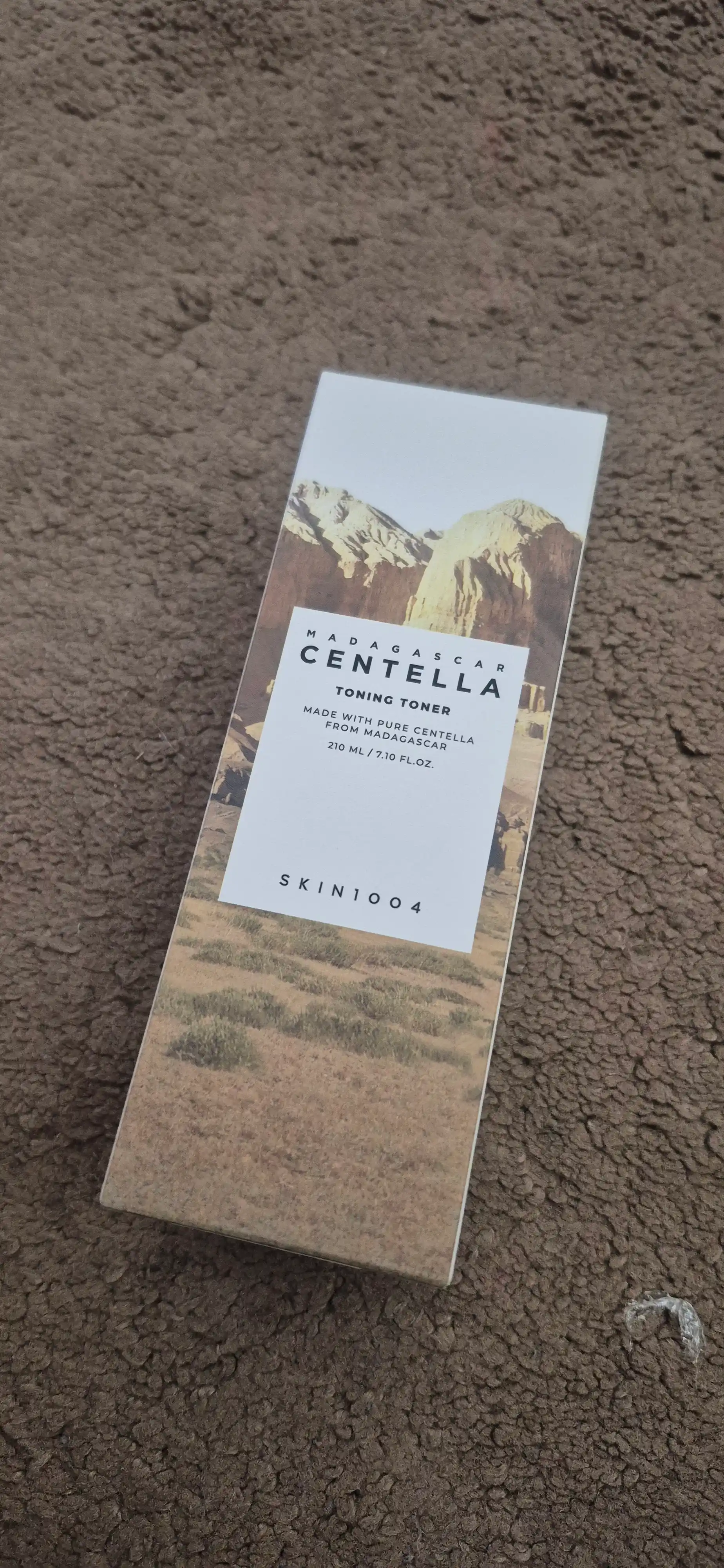 Sentella SKIN1004 Madagaskar Centella Tonik Tonerli yumshoq peeling toneri, 210 ml