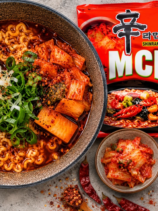 Tez tayyorlanadigan lapsha Kimchi Ramen HALOL, 120 g