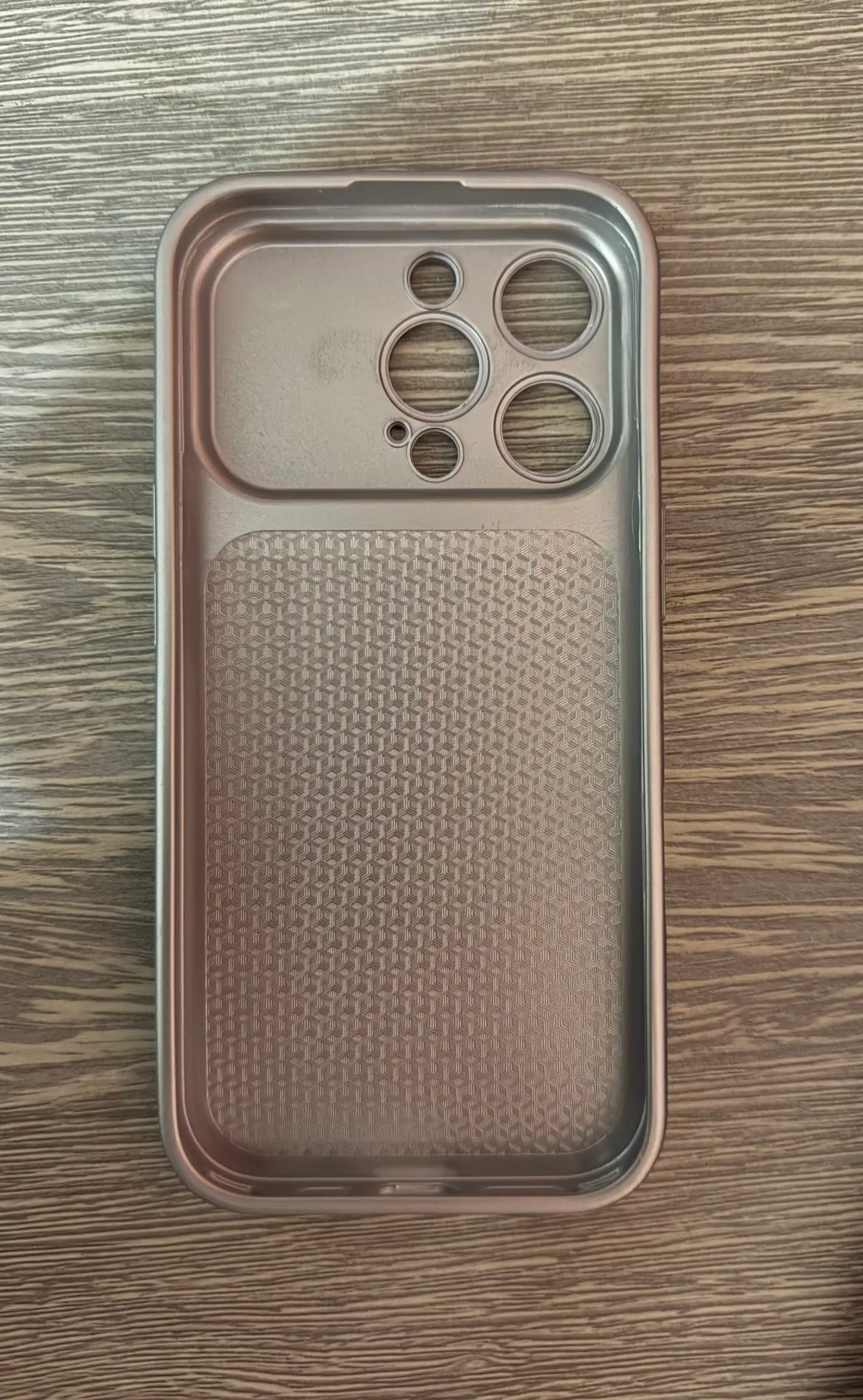 Чехол для iphone 17, 17 Pro и Pro Max стильный защитный